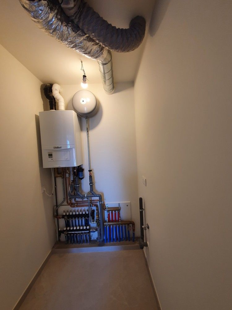 Luxueus nieuwbouwapp met 2 ruime slks en 2 prachtige terrassen (waarvan één met tuin), staanplaats en berging. foto 16