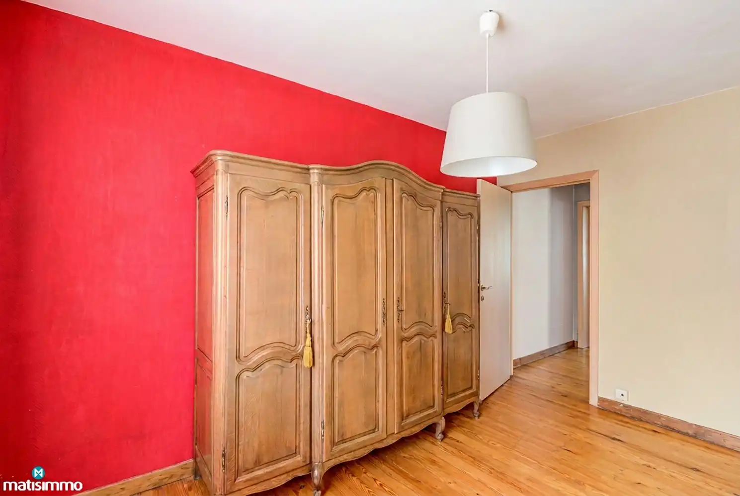 KARAKTERVOLLE EENGEZINSWONING MET 5 SLAAPKAMERS, GARAGE, CARPORT EN TUIN NABIJ HET CENTRUM VAN BILZEN foto 18