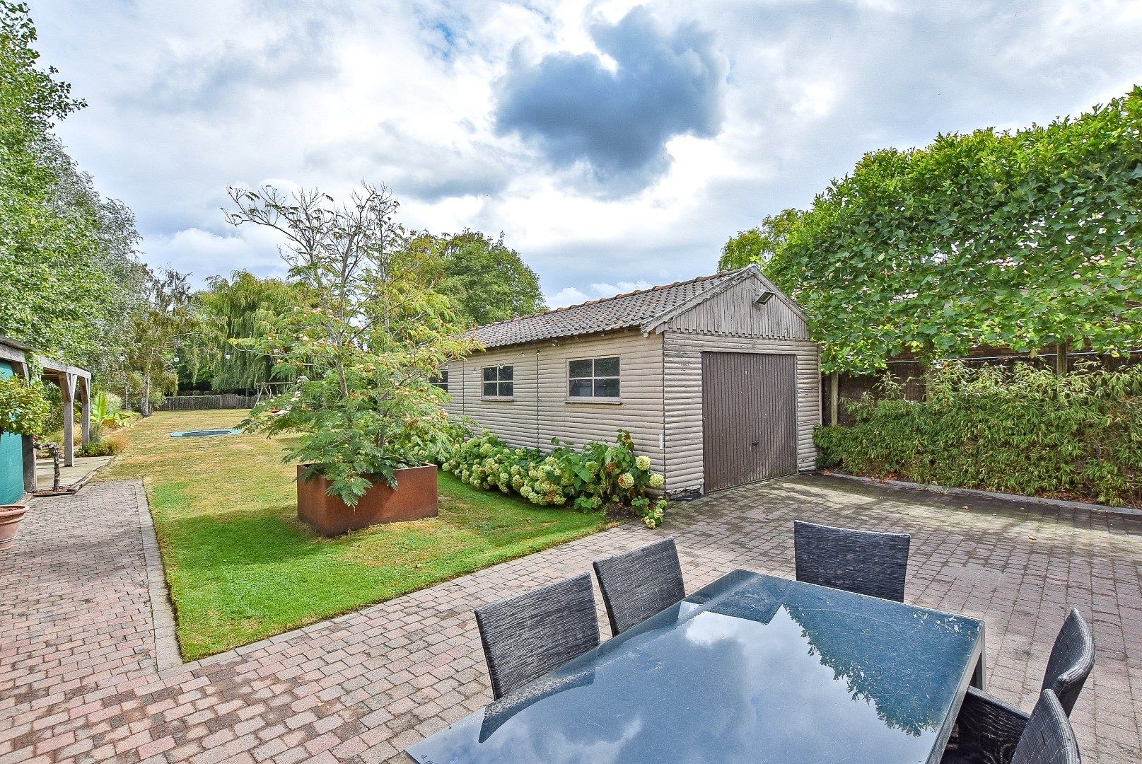 Instapklare alleenstaande woning met 4/5 slaapkamer op 2.084m² te Diksmuide! foto 23