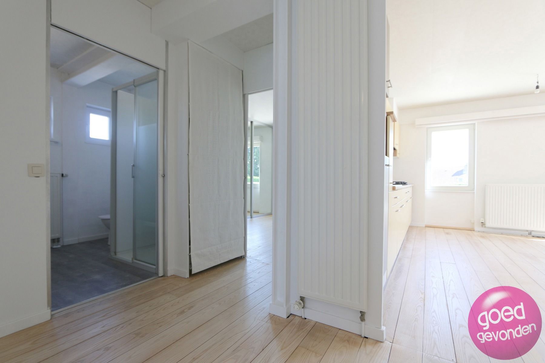 WONING - WERKPLAATS - 4 SLK - 2 GARAGES - TERRAS - TUIN foto 13