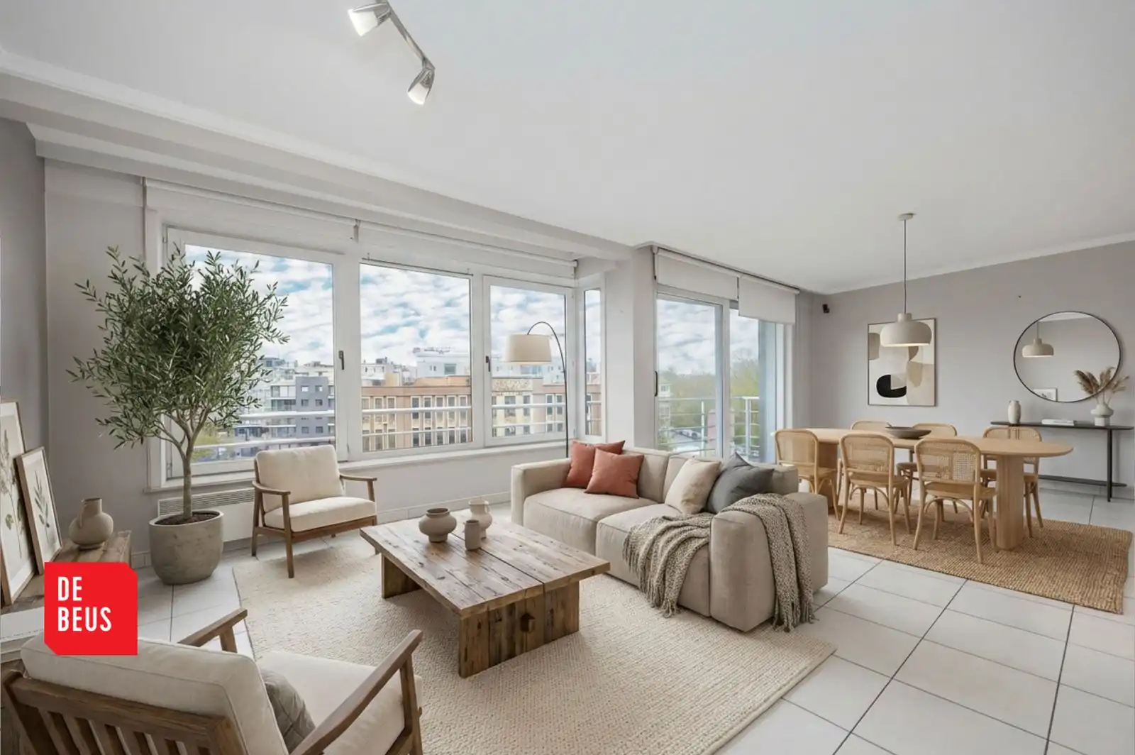 Royaal appartement met een zonnig terras op een toplocatie foto {{pictureIndex}}