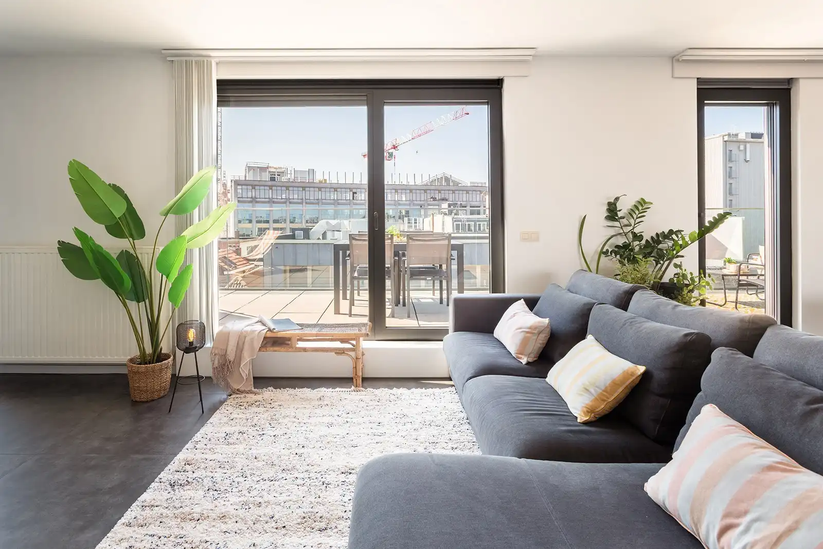 Penthouse met ruime terrassen en prachtige zichten!  foto 3