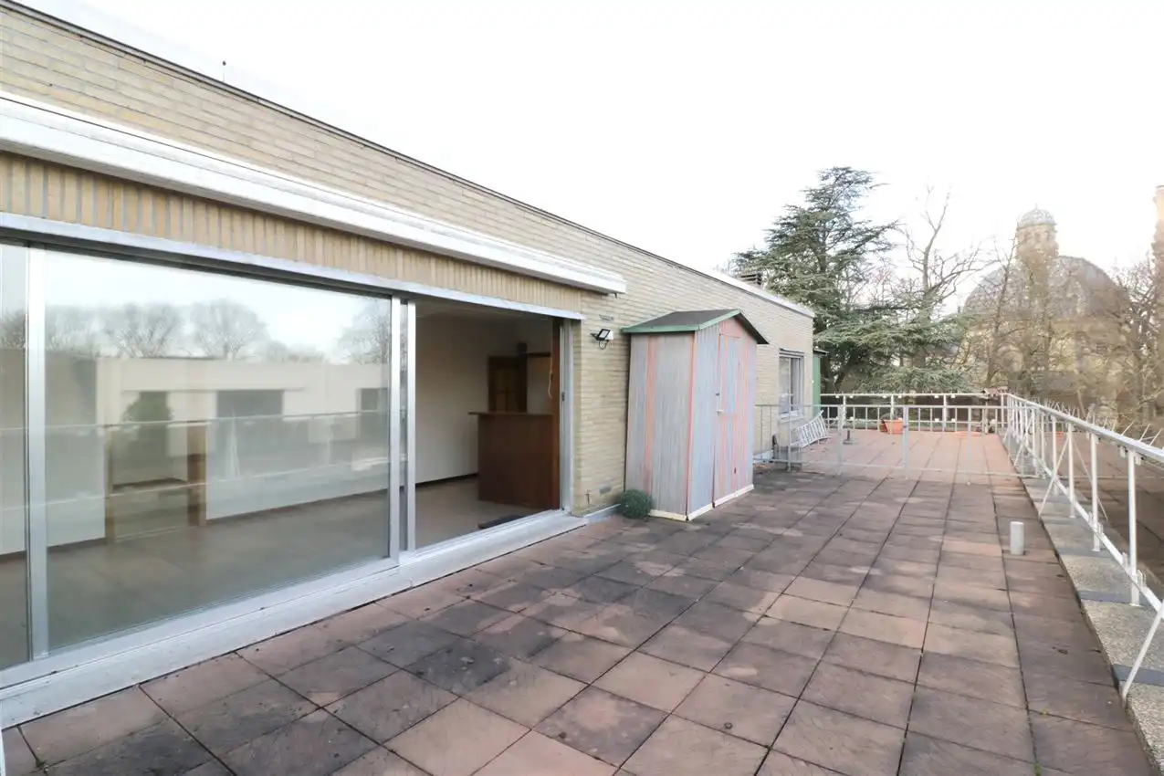 Prachtig en centraal gelegen studio in verzorgde residentie, met autostaanplaats foto 34