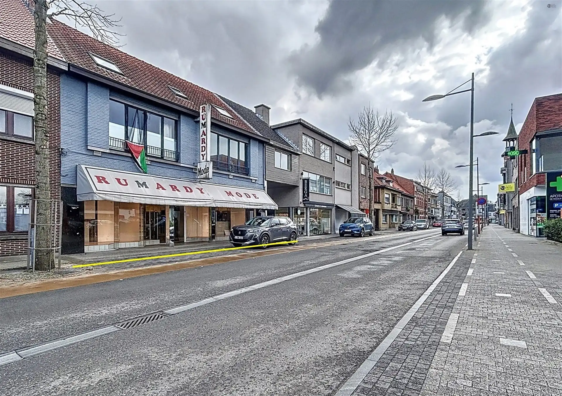 Handelspand met woongelegenheid + 2 app foto 2