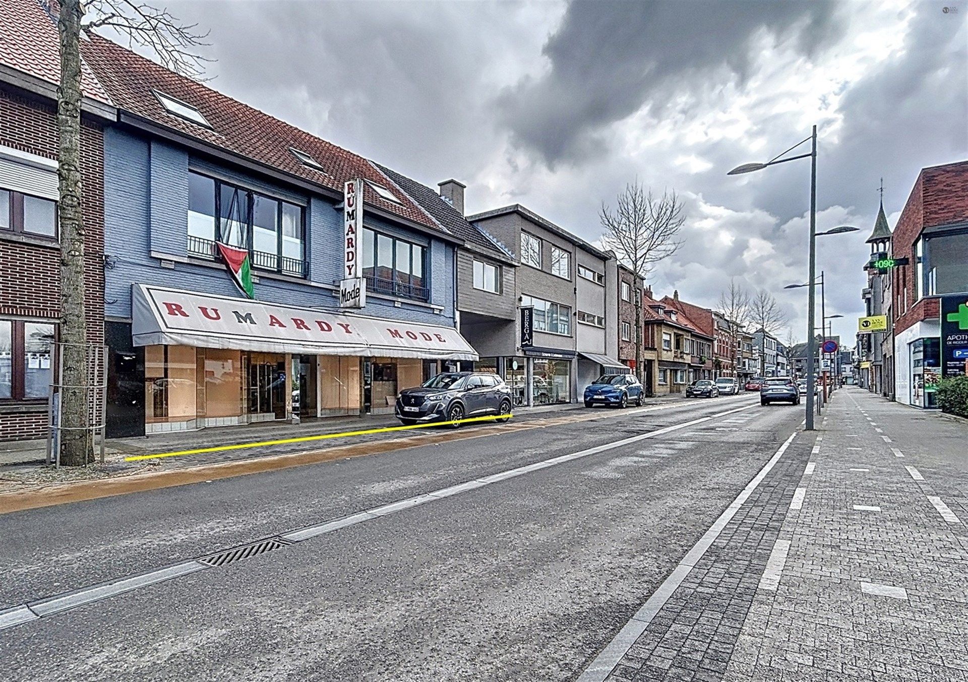 Handelspand met woongelegenheid + 2 app foto 2