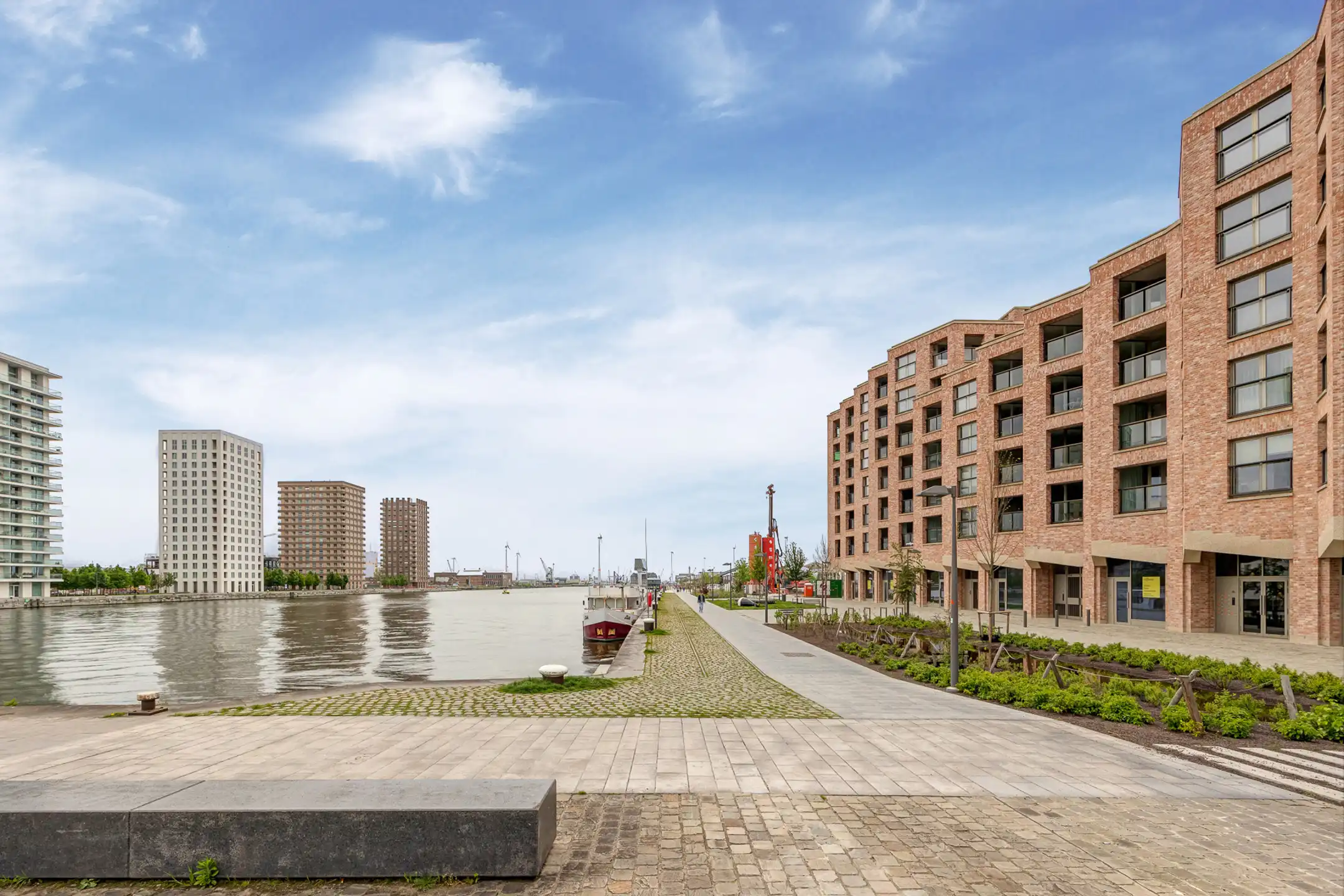 ANTWERPEN - Handelsruimte NEW YORK residence Eilandje foto {{pictureIndex}}