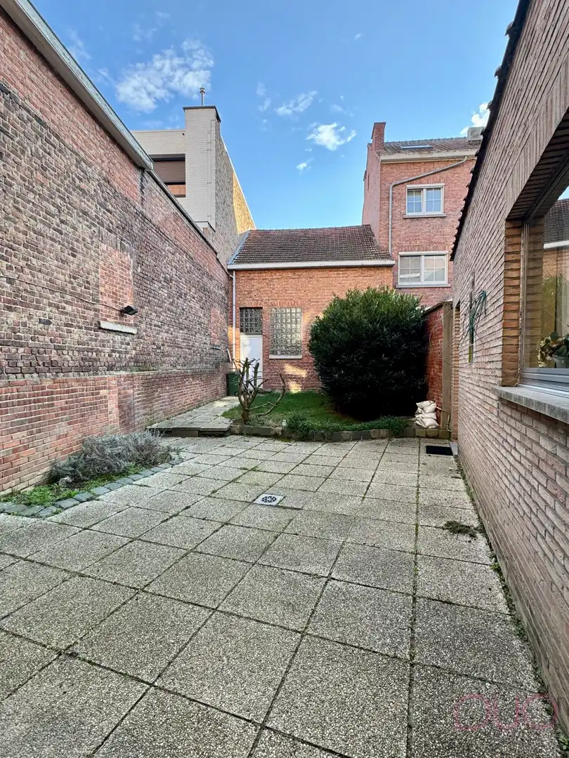 Prachtige herenwoning te renoveren in het hartje van Sint-Truiden met 6 slaapkamers en garage van 62m2 foto 31