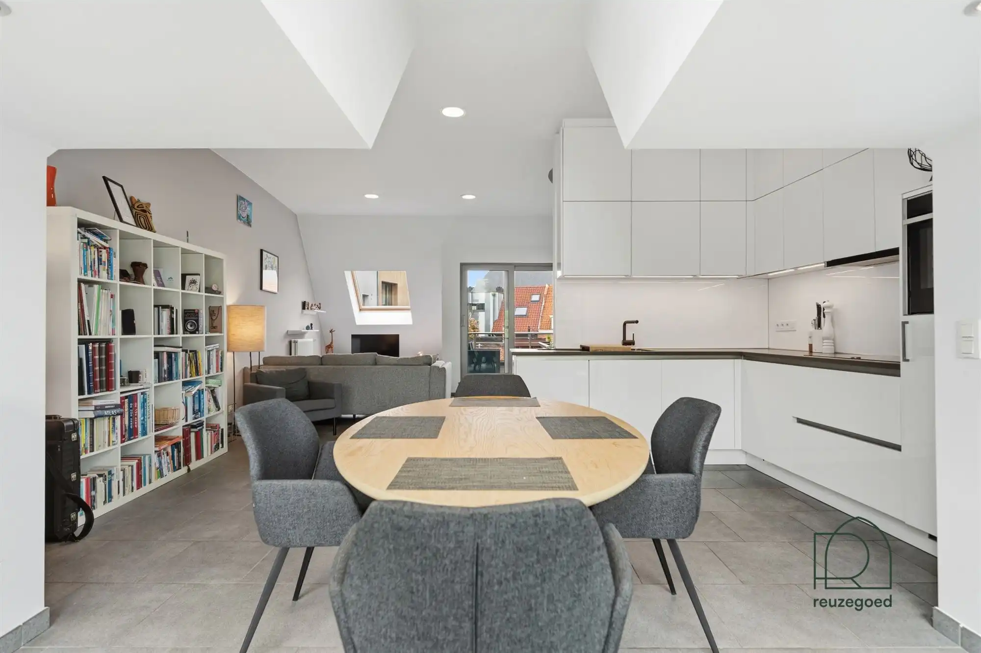 Parel van een triplex (2-3 slaapkamers) in hartje Mechelen! foto 7