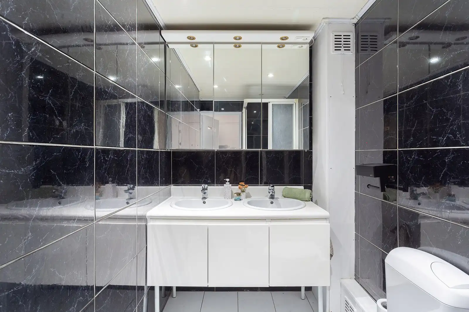 Ruim en energiezuinig 1 slpk appartement foto 9