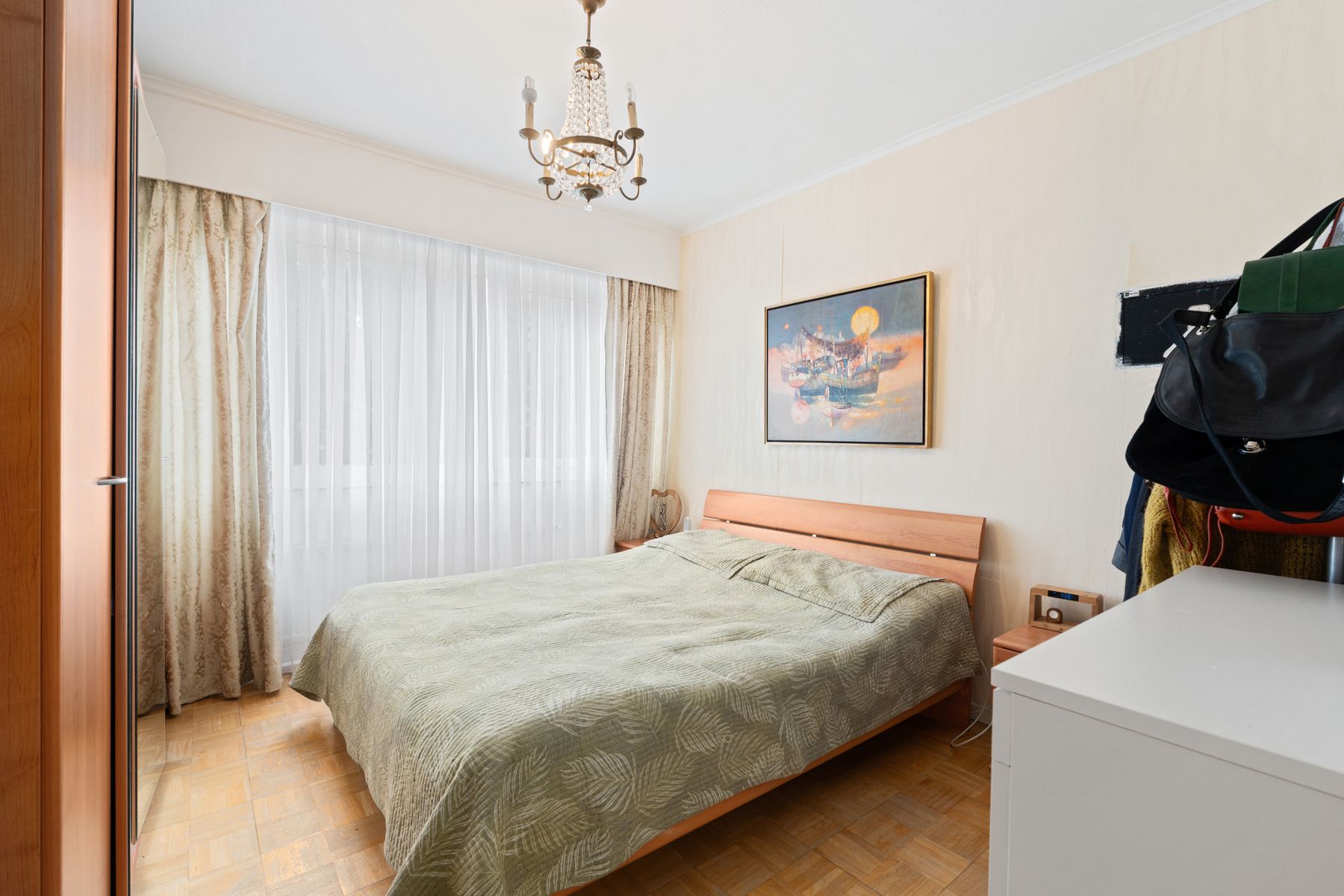 3 slaapkamer appartement, ondergrondse staanplaats & kelder  foto 15