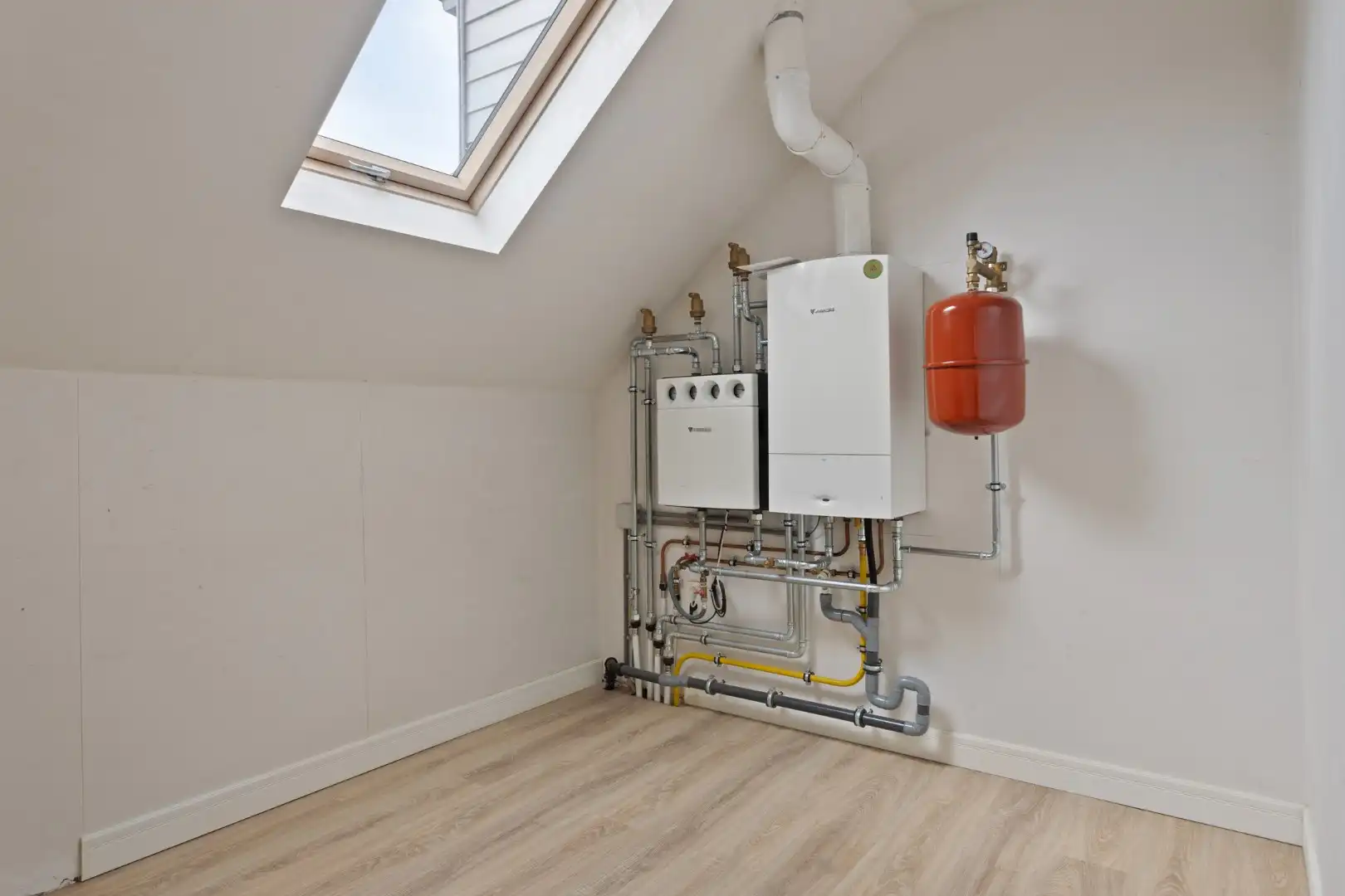 Eéngezinswoning met aangebouwde vergunde zorgwoning te St.-Jozef-Olen ! foto 14