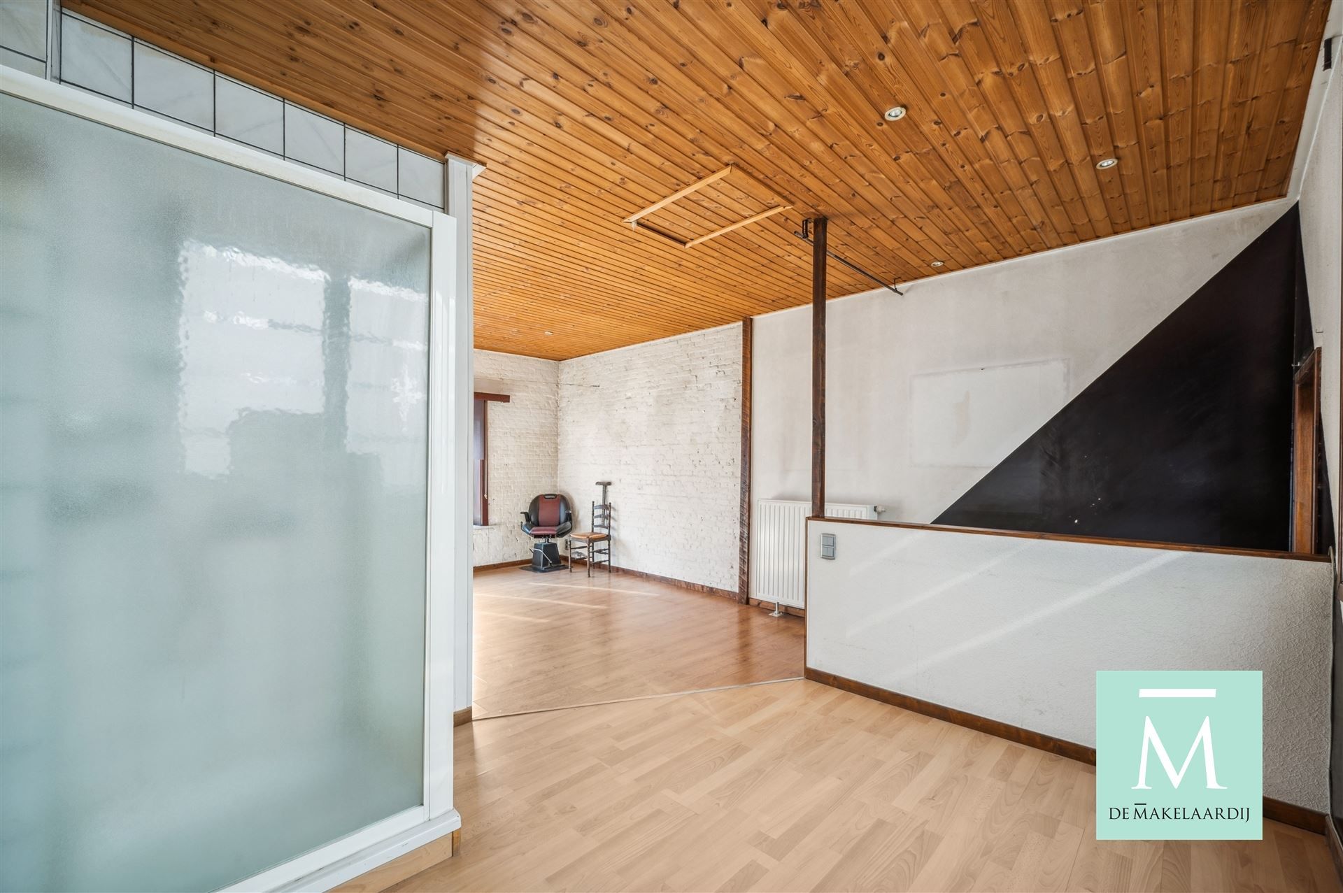 Handelspand met appartement gelegen op toplocatie in Mechelen foto 8