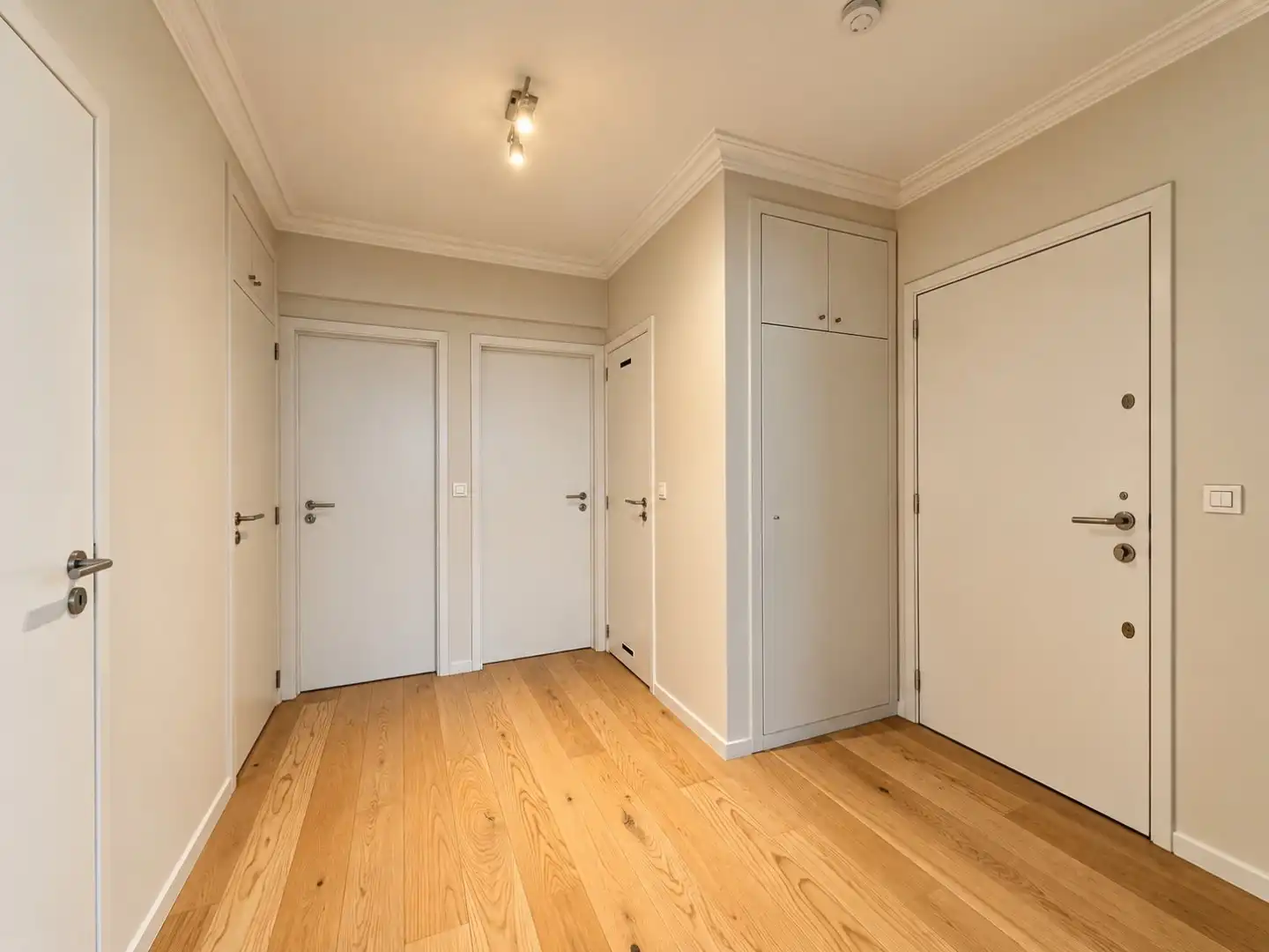 Ruim 2-slaapkamer appartement nabij Gent-Sint-Pieters foto 11