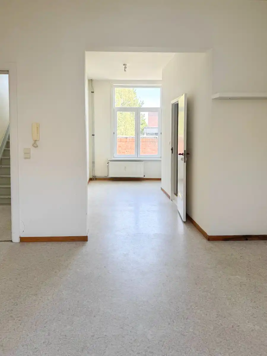 Praktische rijwoning met 3 ruime slaapkamers op zeer gunstige ligging! foto 15