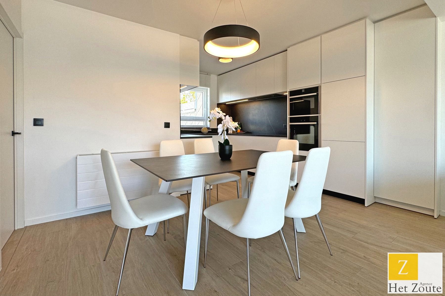 Luxueus duplex penthouse, zonneterras nabij strand te Knokke foto 6