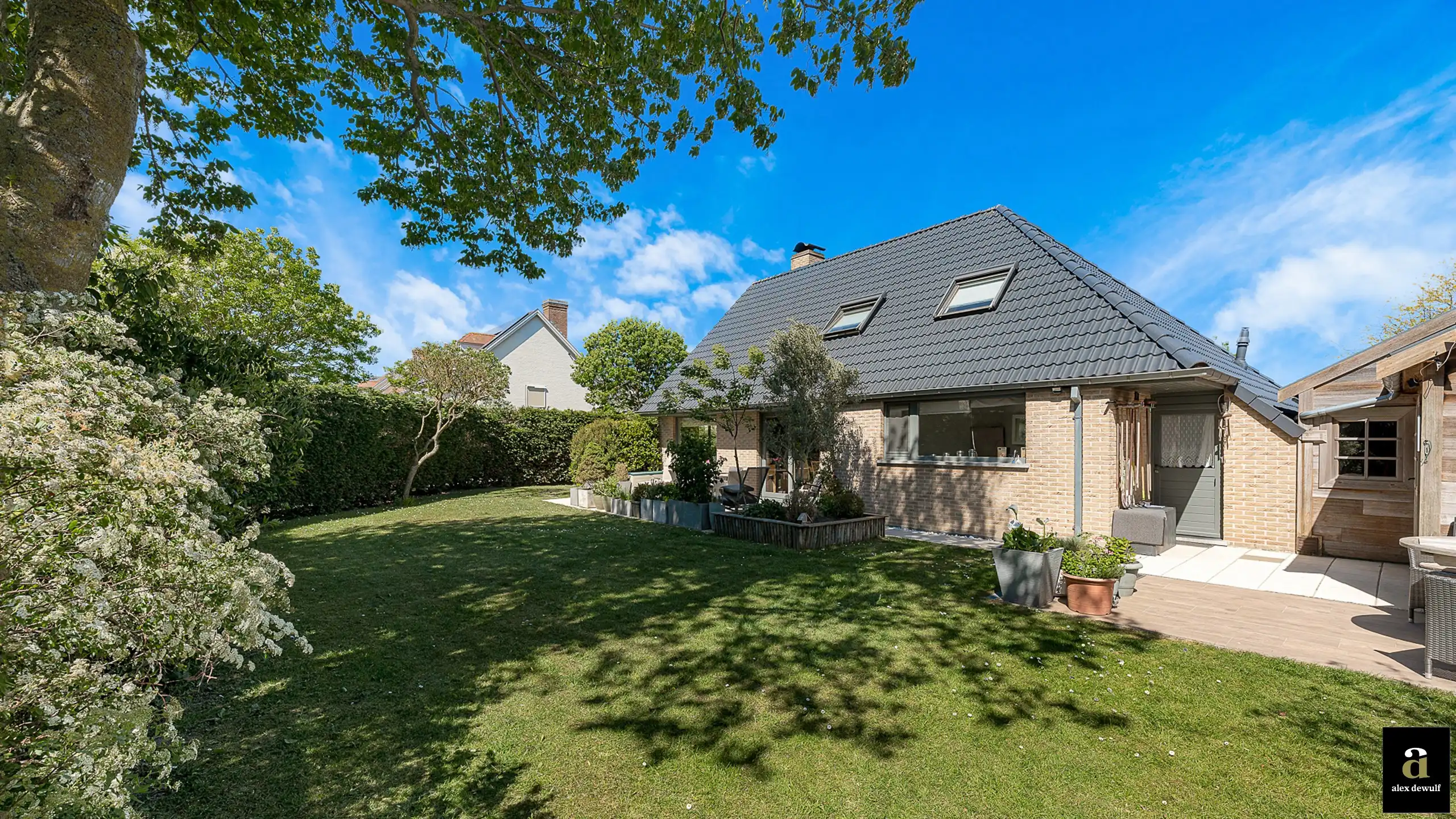 Alleenstaande villa op zonnig hoekperceel [Asterstraat]. foto 20