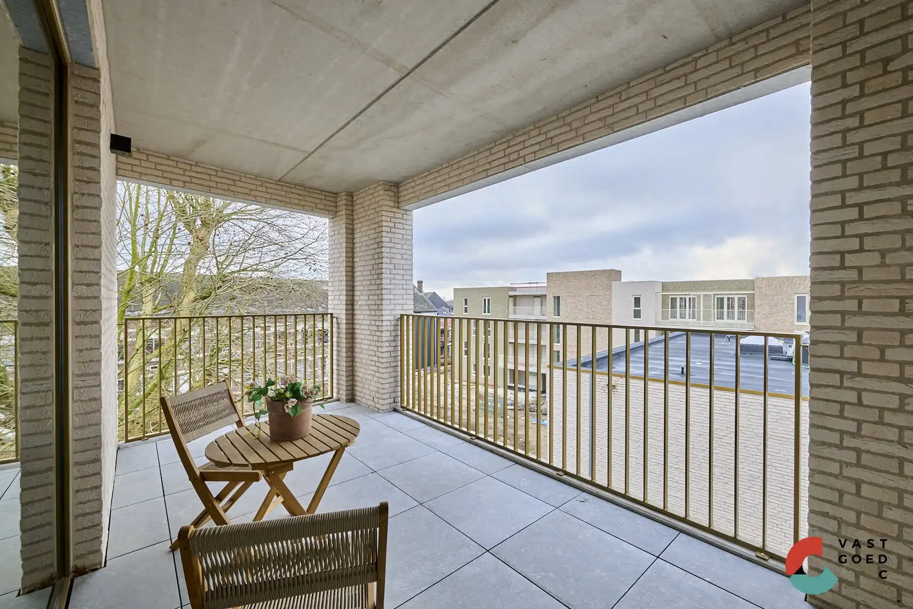 Instapklaar nieuwbouwappartement in het centrum foto 14