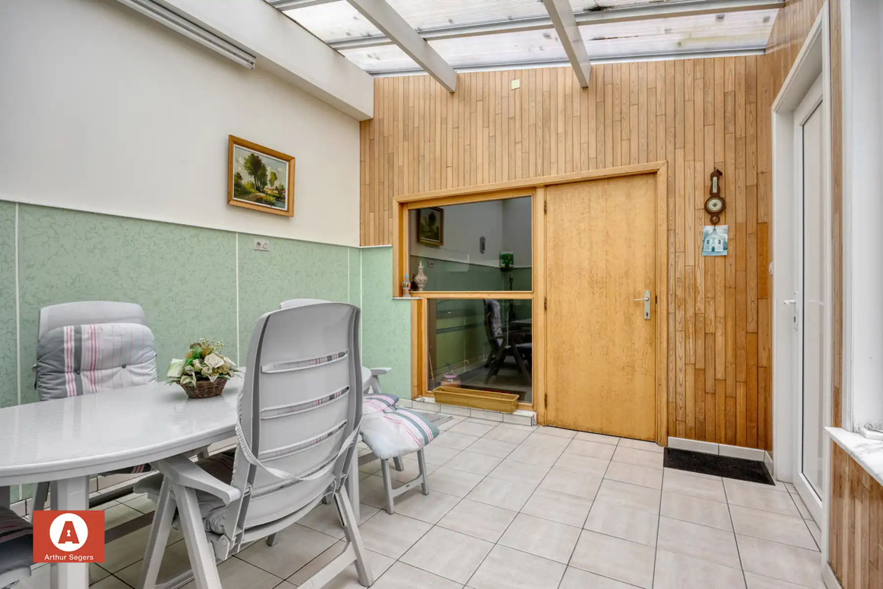 Solide te renoveren woning nabij het centrum van Buggenhout foto 9