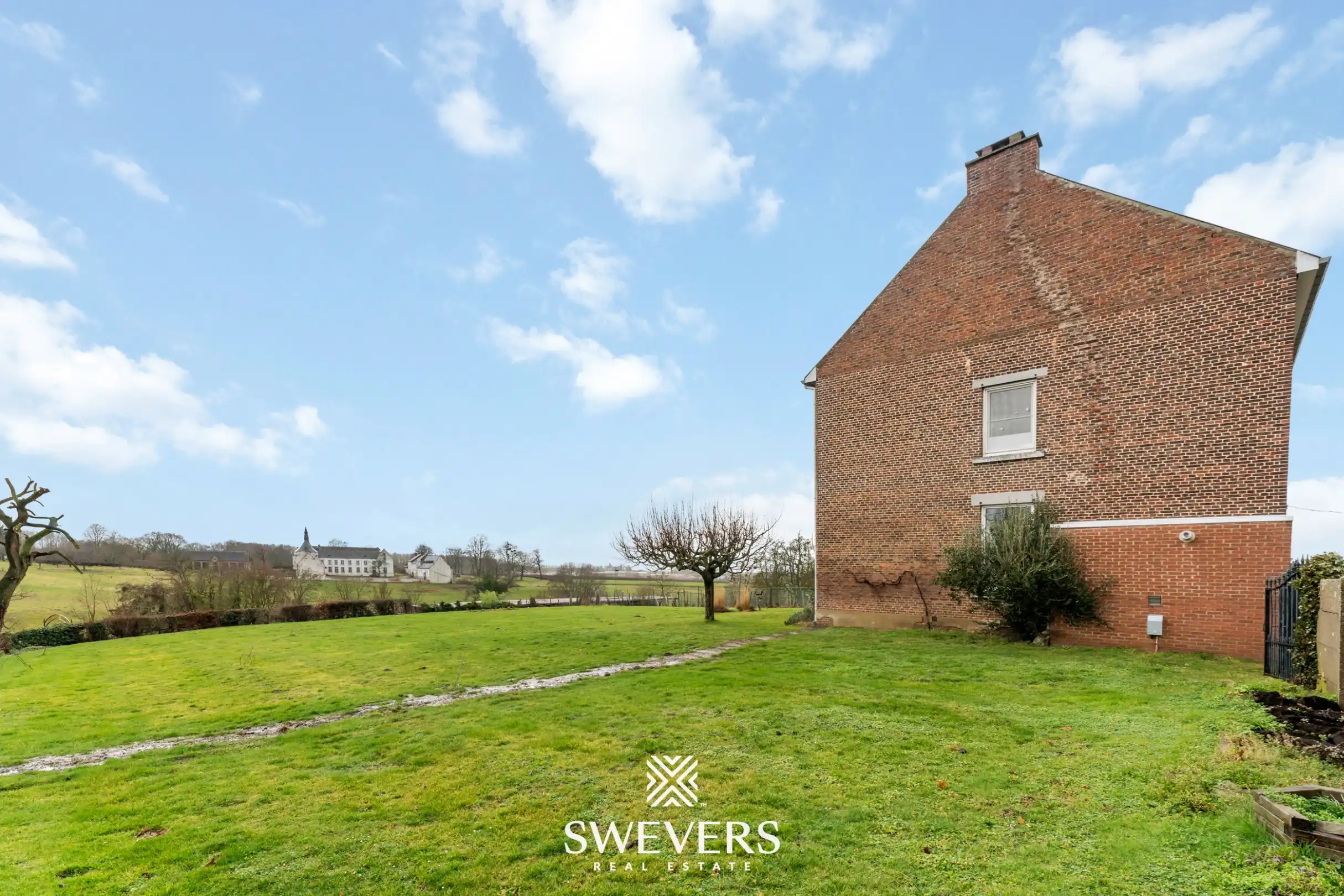 Ruime woning met uitzonderlijk zicht over de vallei te Borgloon foto 13