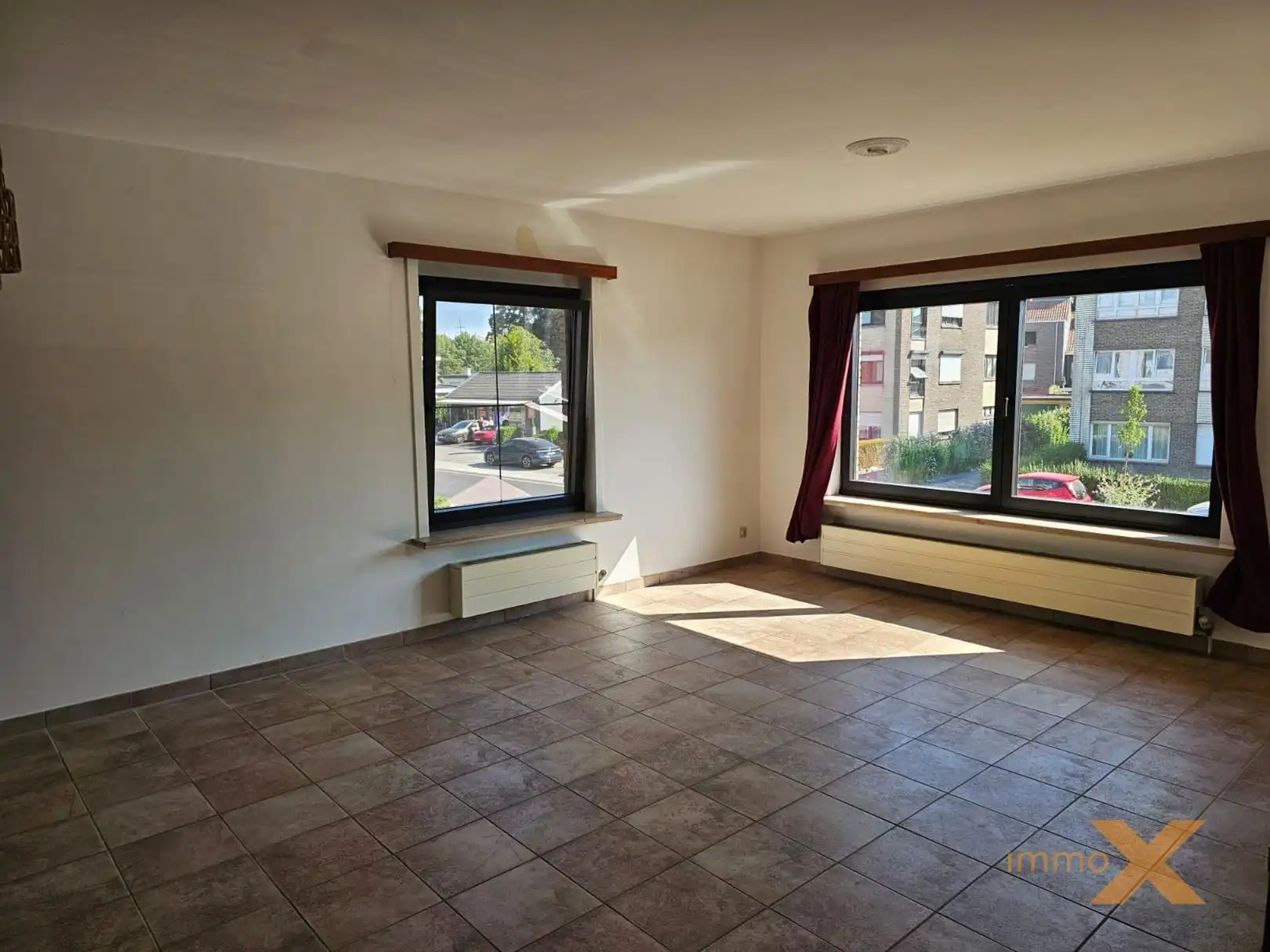 RUIM 2 SLPK APPARTEMENT MET GARAGE EN GROTE ZOLDER foto 4