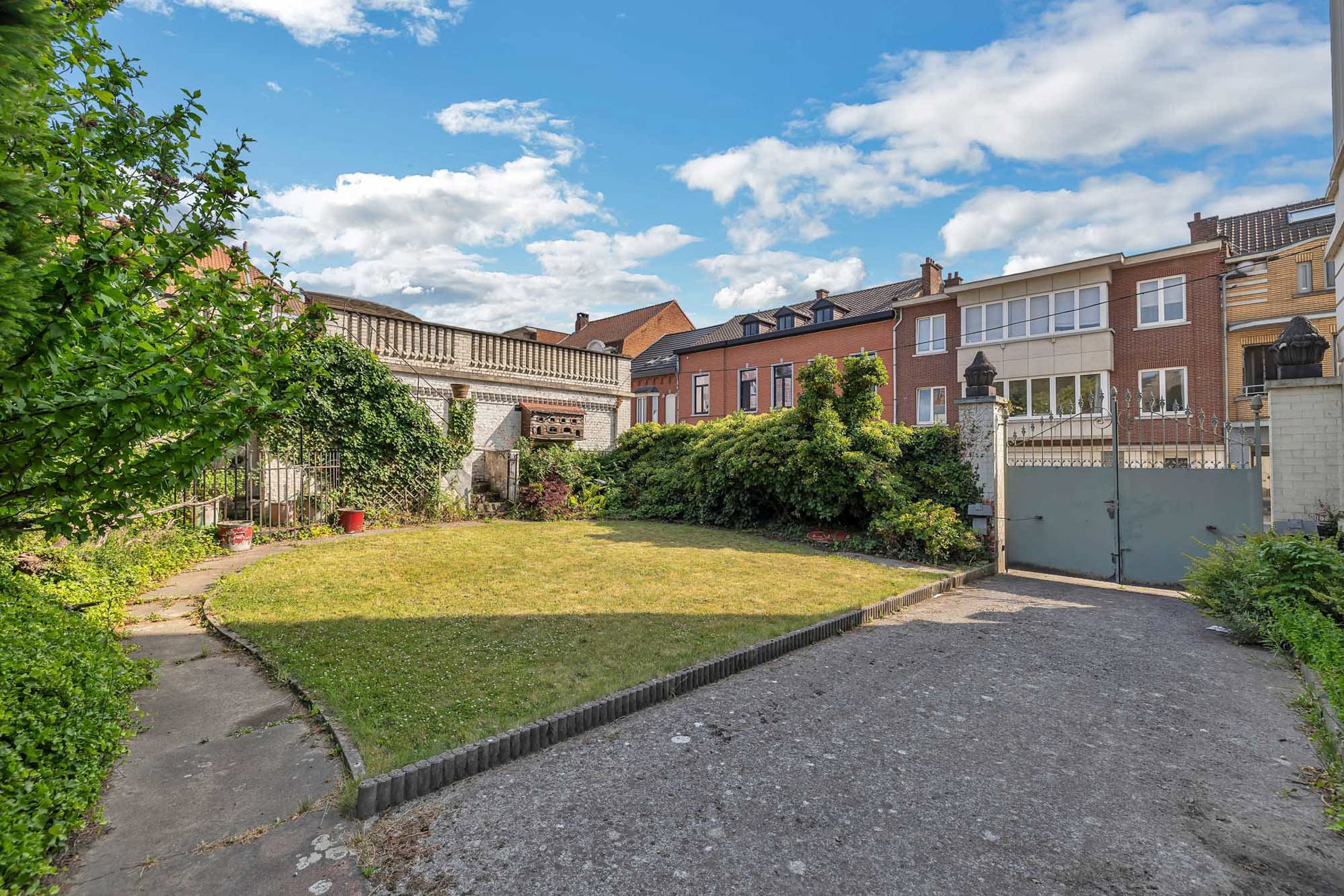 Imposante herenwoning met diverse mogelijkheden foto 3
