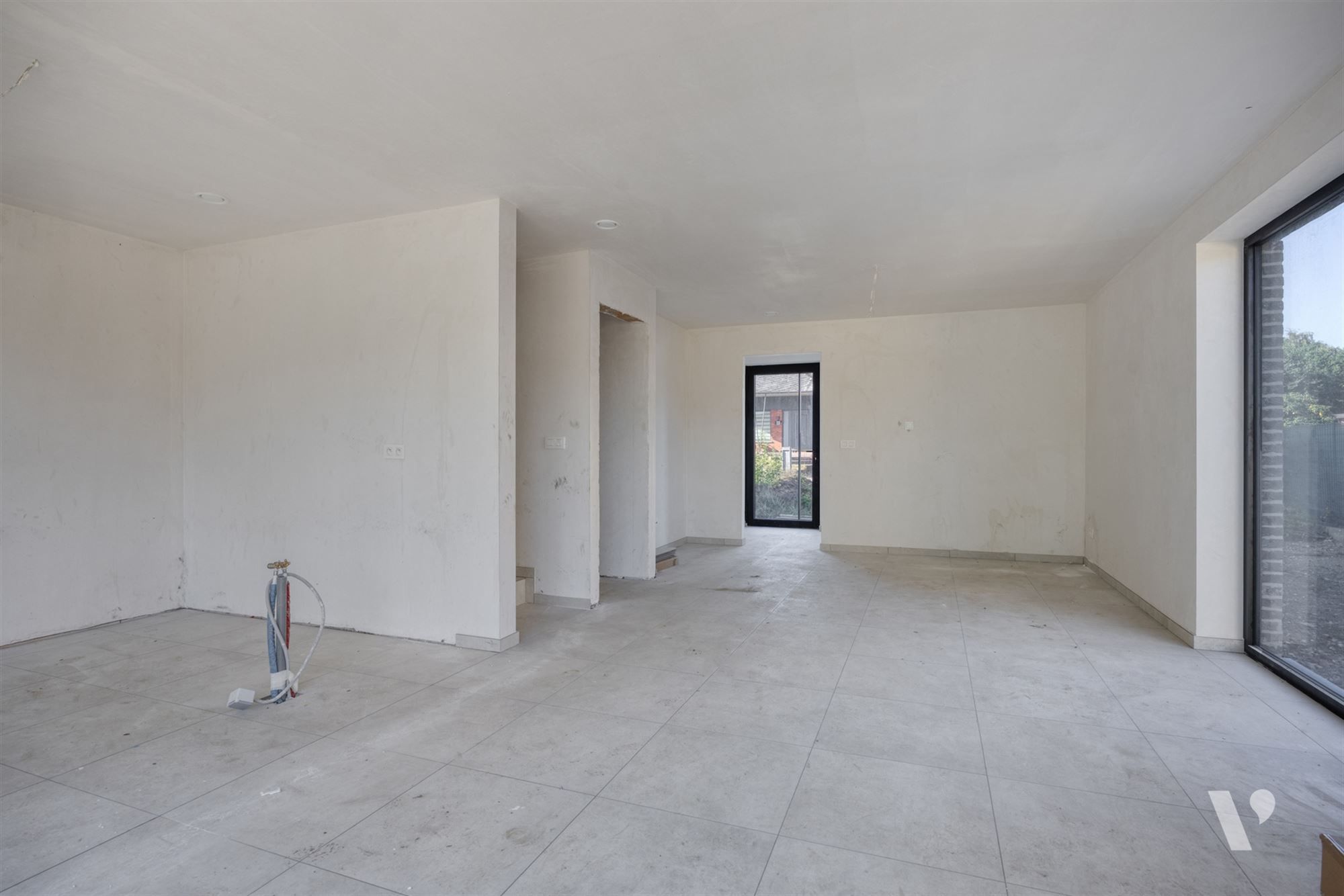 Nieuwbouwwoning in rustige omgeving foto 9