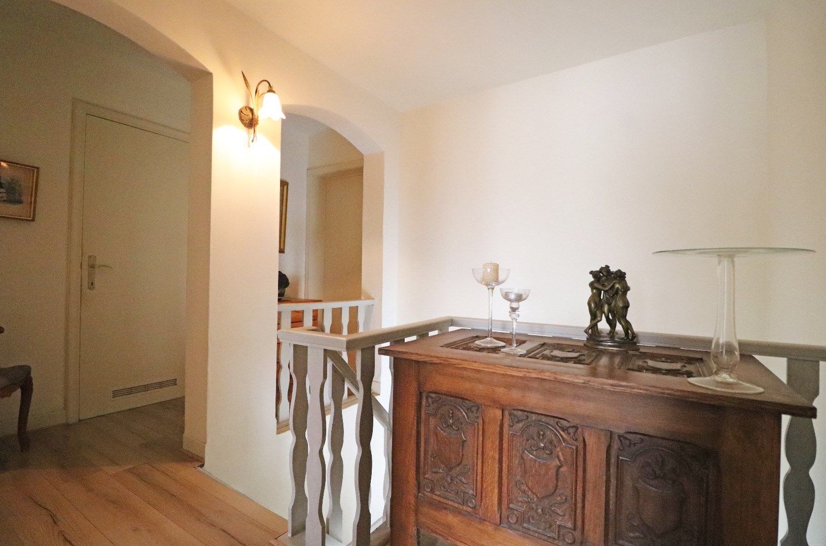 Gerenoveerde woning op 818 m² foto 7