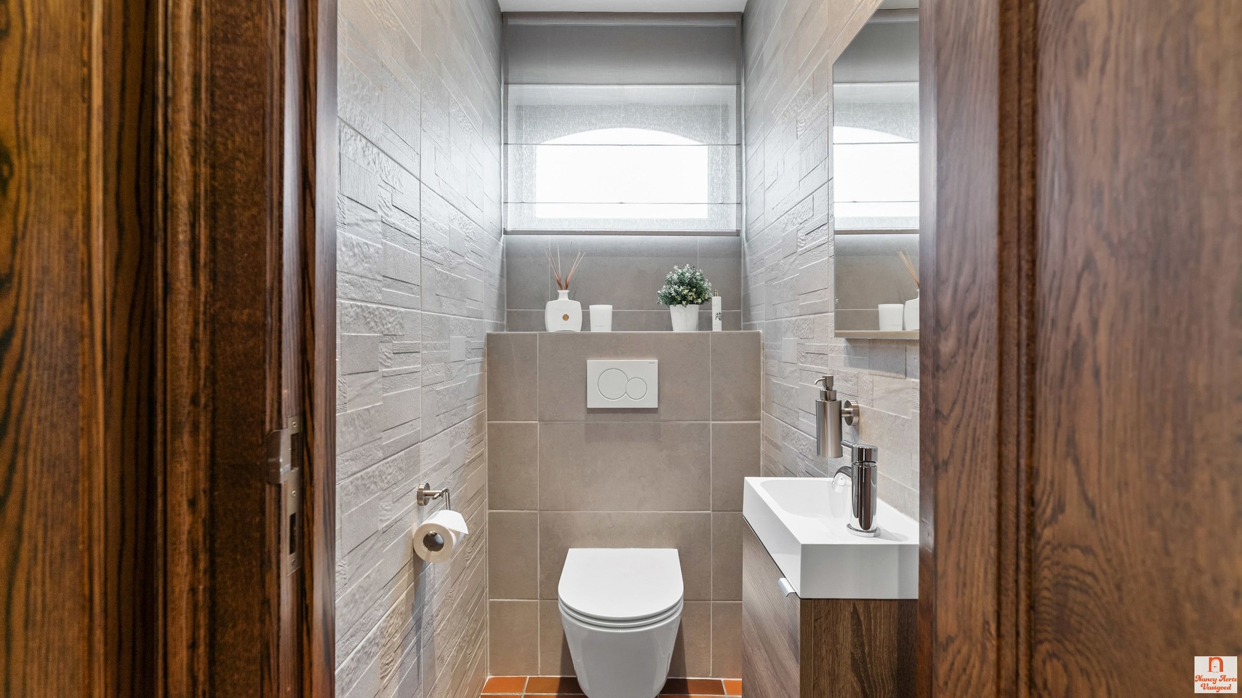 Luxueuze villa met overdekt zwembad, bos en weiland foto 64