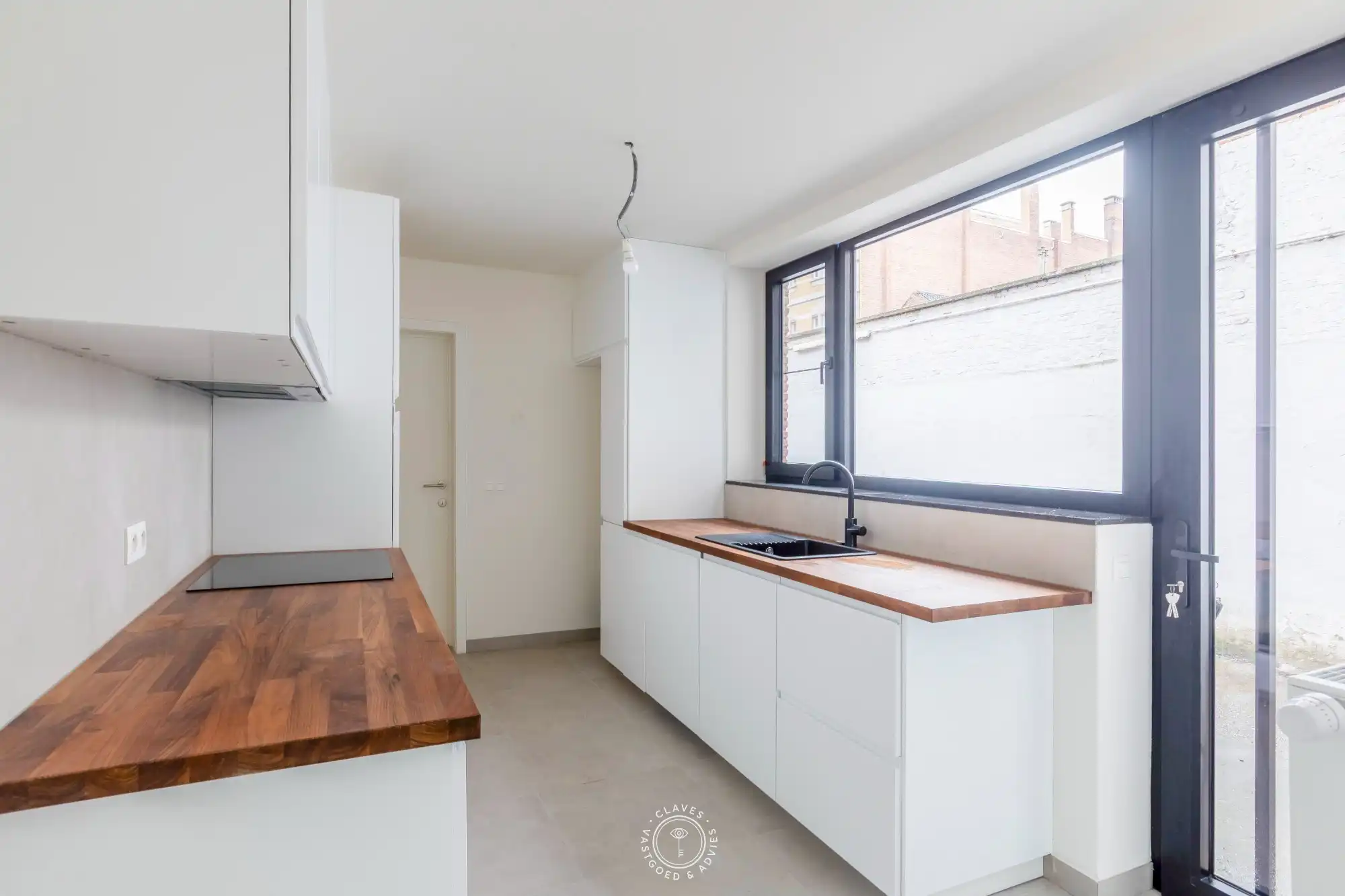 Prachtig gelijkvloers appartement met 2 slaapkamers foto 11