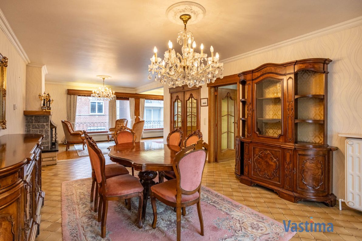 Ruime gezinswoning met potentieel nabij centrum Denderleeuw foto 9