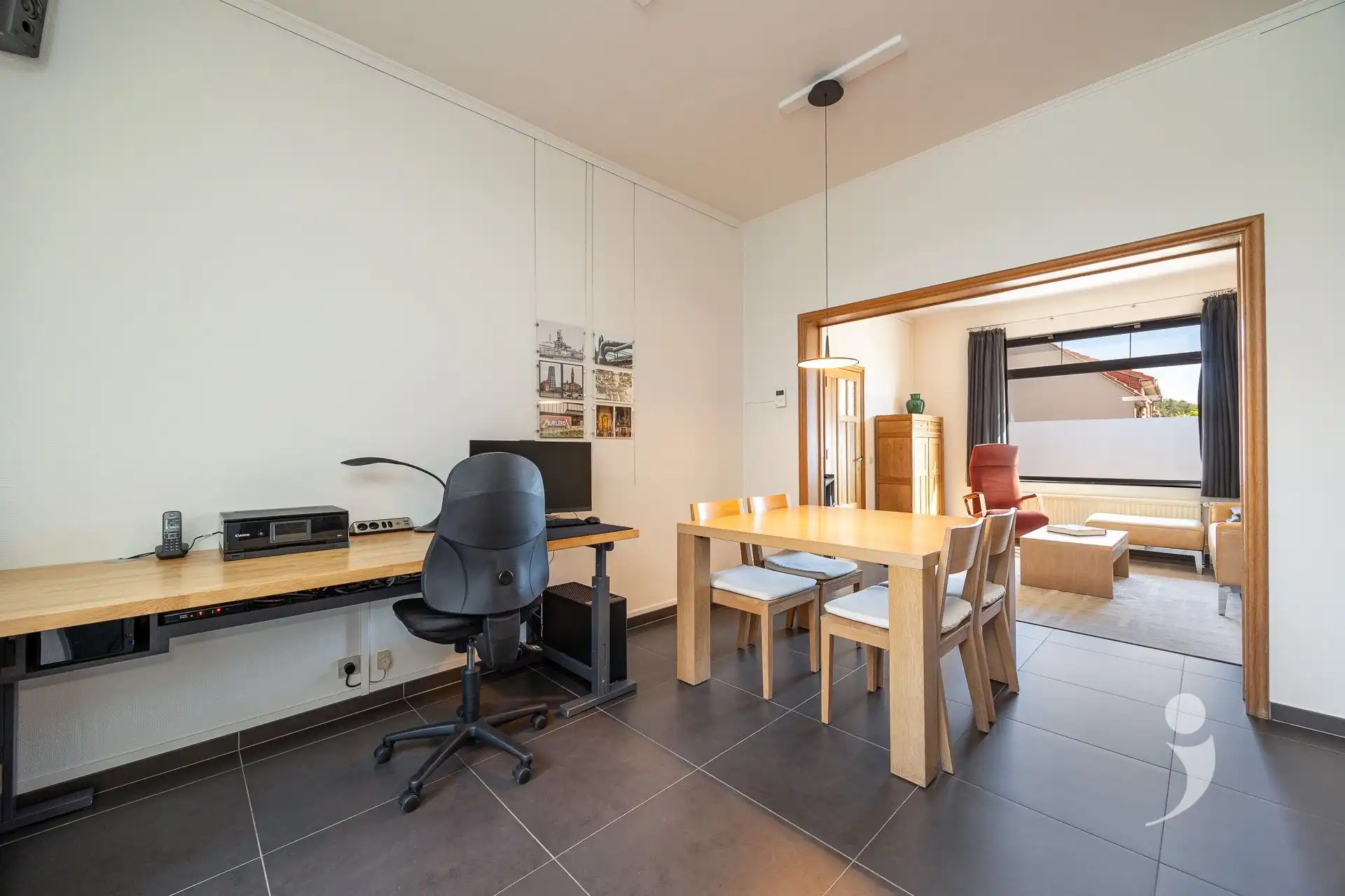 Goed gelegen eengezinswoning met 3 slaapkamers foto 3