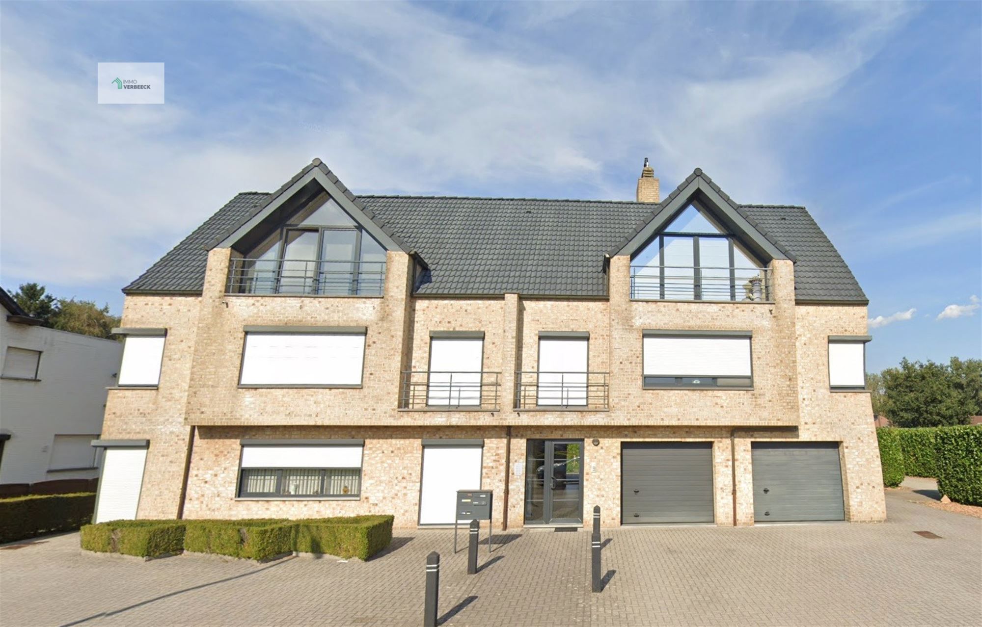 Gezellig dakappartement met zéér ruim terras. foto 13