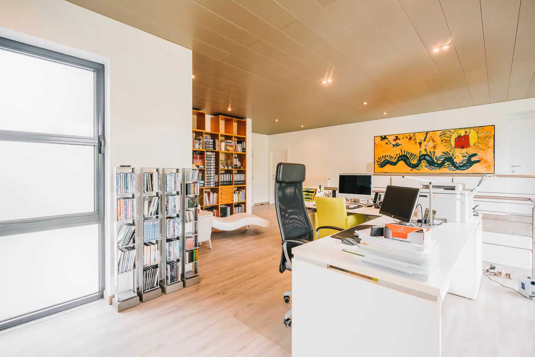 Stijlvolle, eigentijdse woning op een ruim perceel foto 24