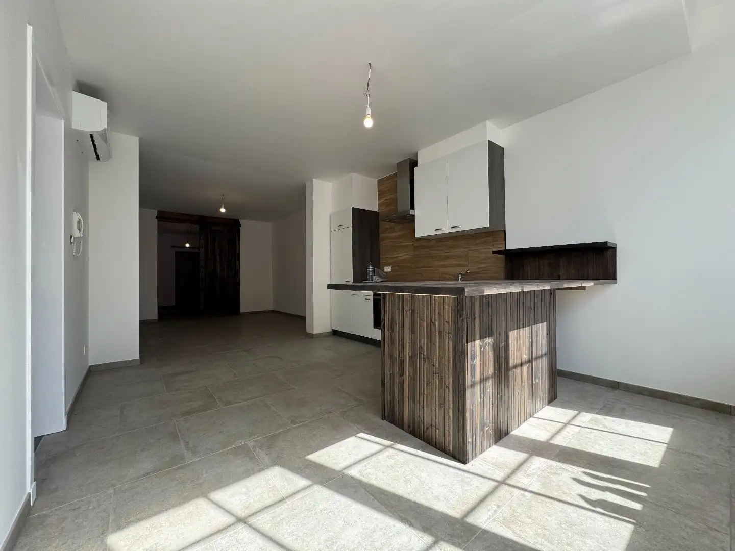 een GLVL. - appartement met garage foto 4