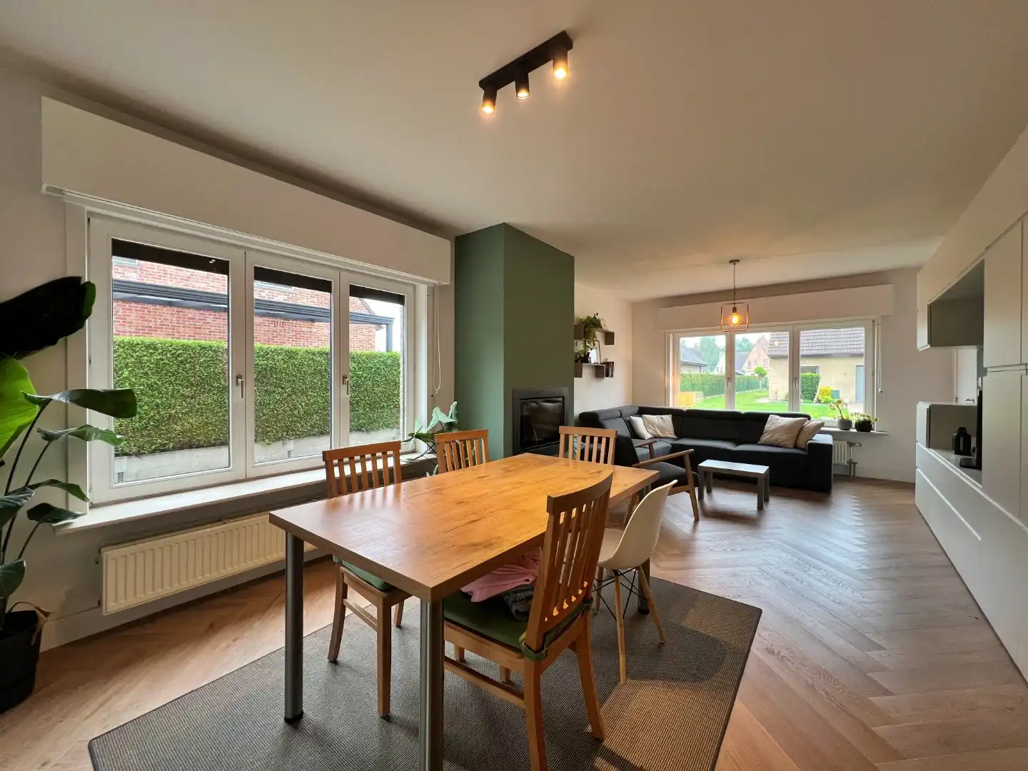 🏡 Halfopen woning met 3 slaapkamers en garage te huur in Mariakerke (Gent) foto 4
