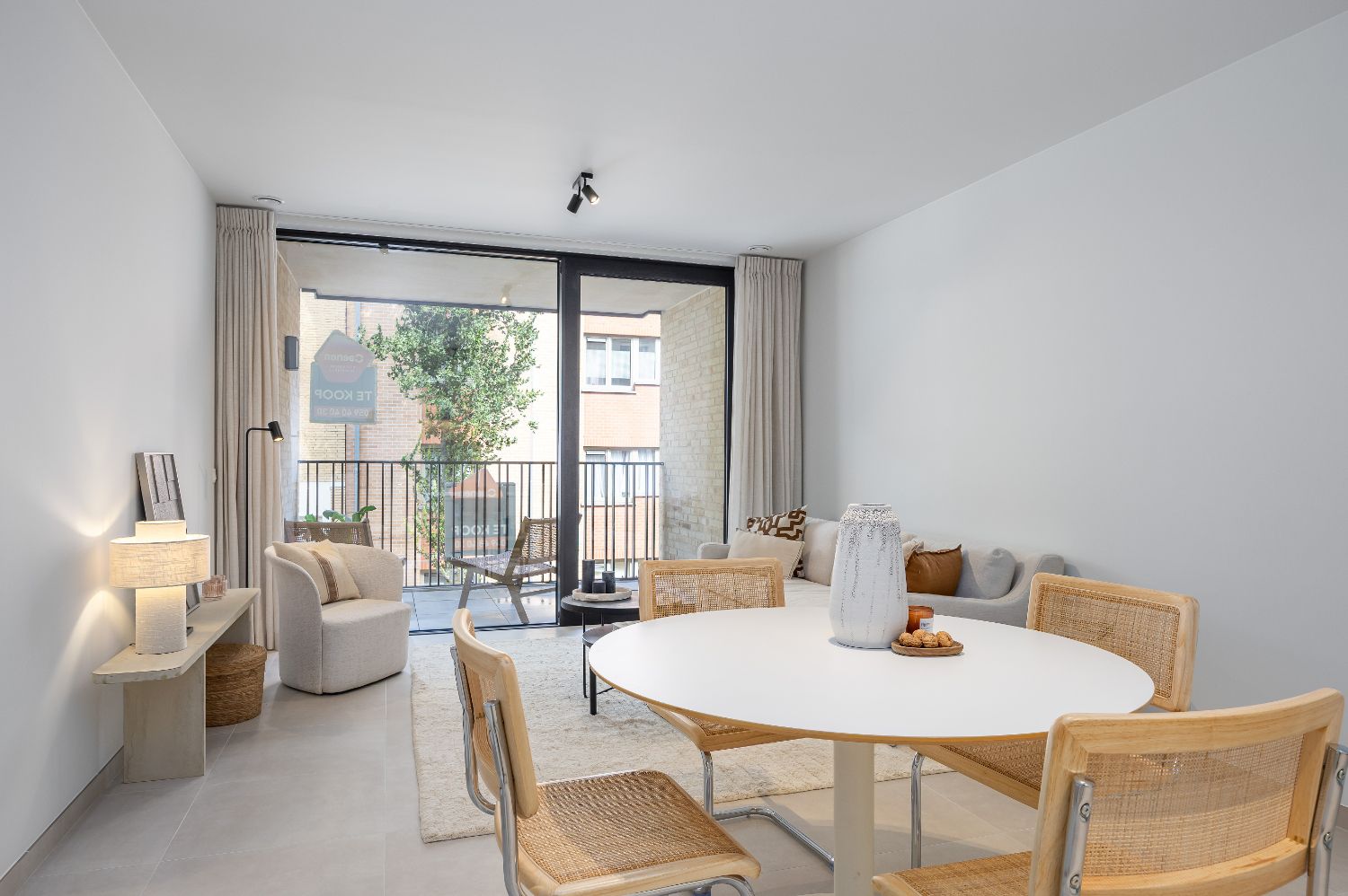 Nieuwbouwappartement met 2 slaapkamers vlakbij het centrum foto 2