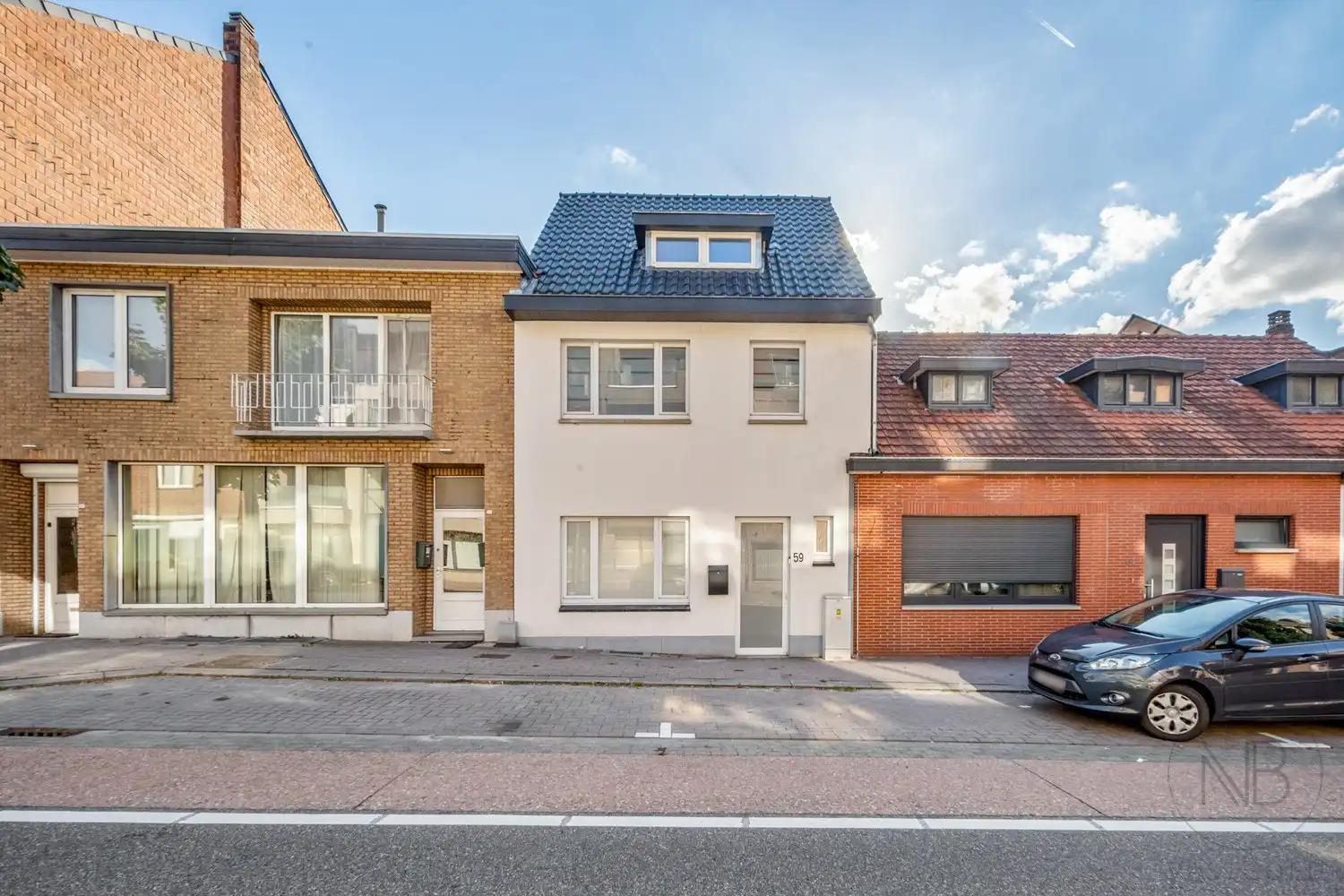 Instapklare rijwoning met leuke stadstuin foto 2