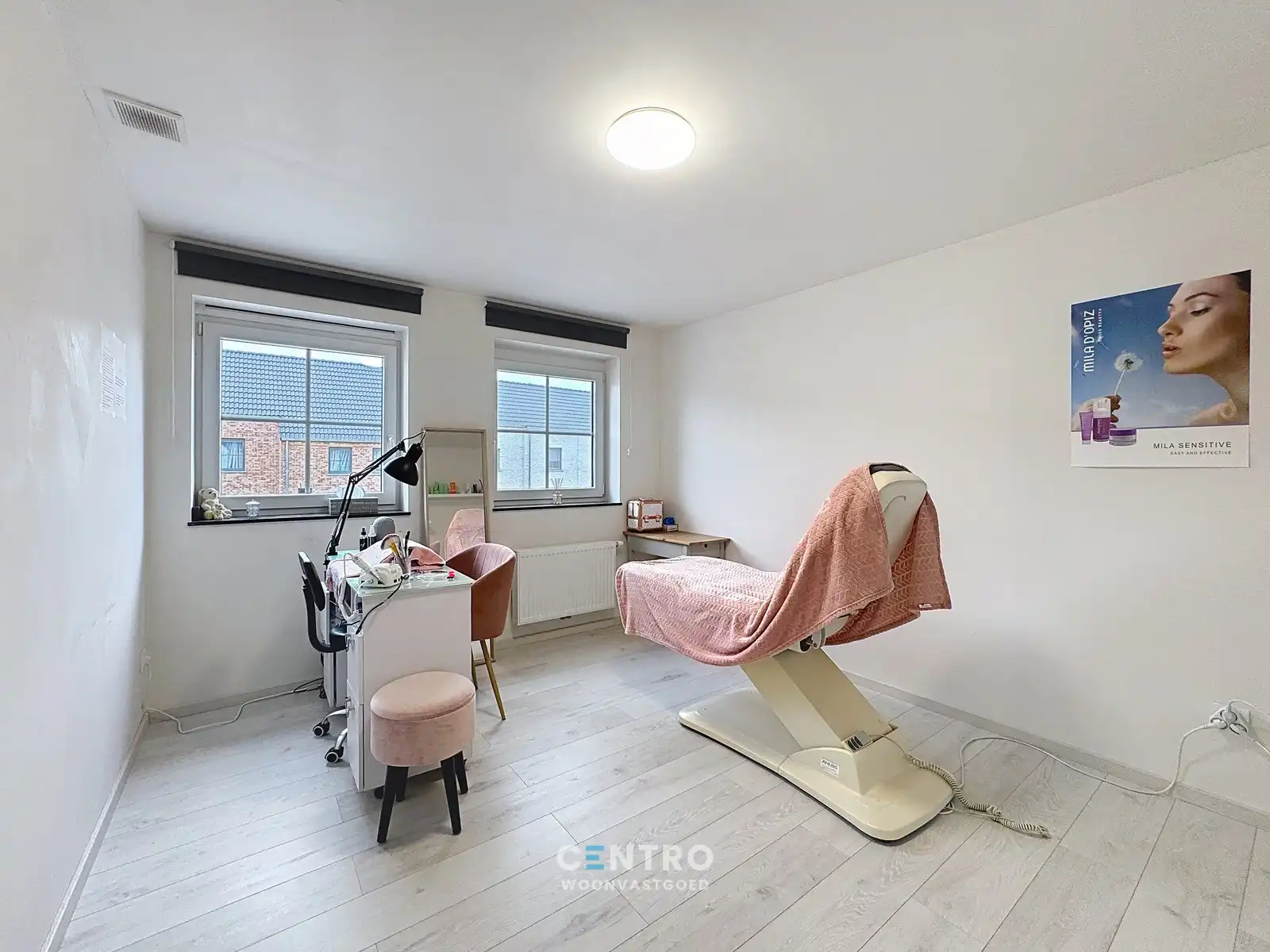 Recente ENERGIEZUINIGE HOB met alle COMFORT met 3 RUIME slpks, garage en LEUKE tuin! foto 18