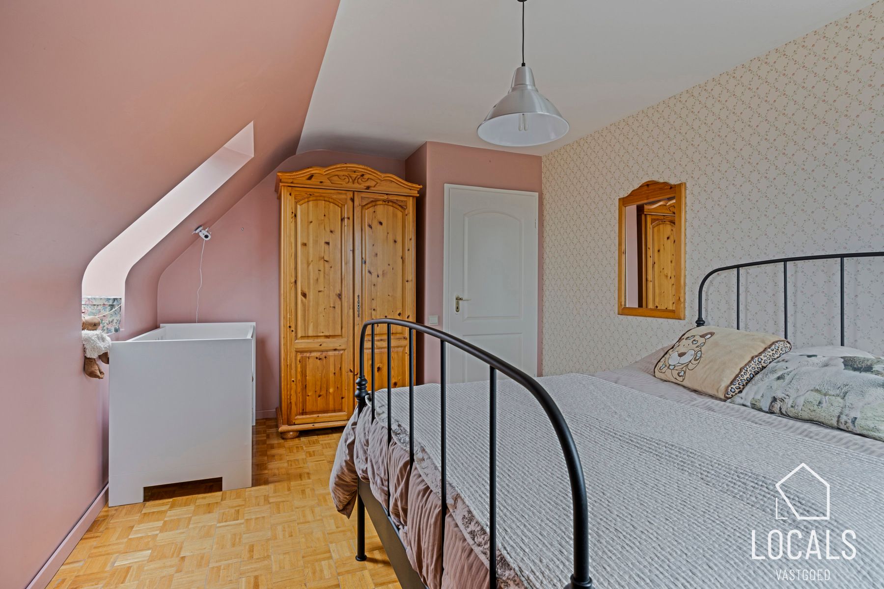 Instapklare en energiezuinige villa te Denderleeuw foto 18