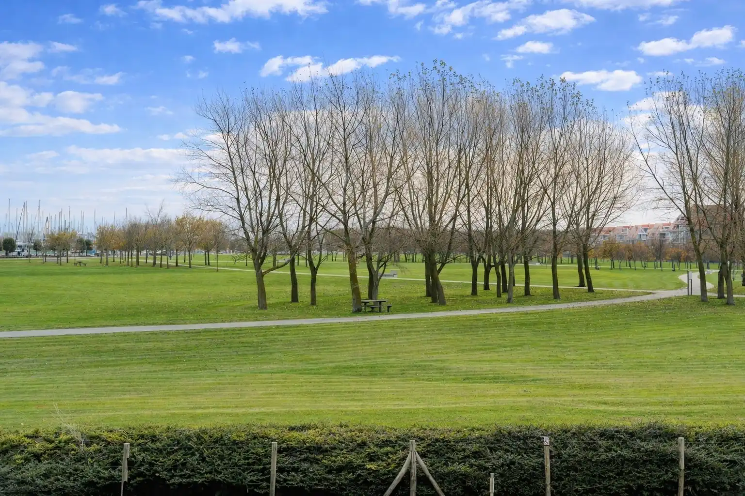 Interessant investeringsappartement met 2 slaapkamers op topligging nabij het maritiem park foto 2