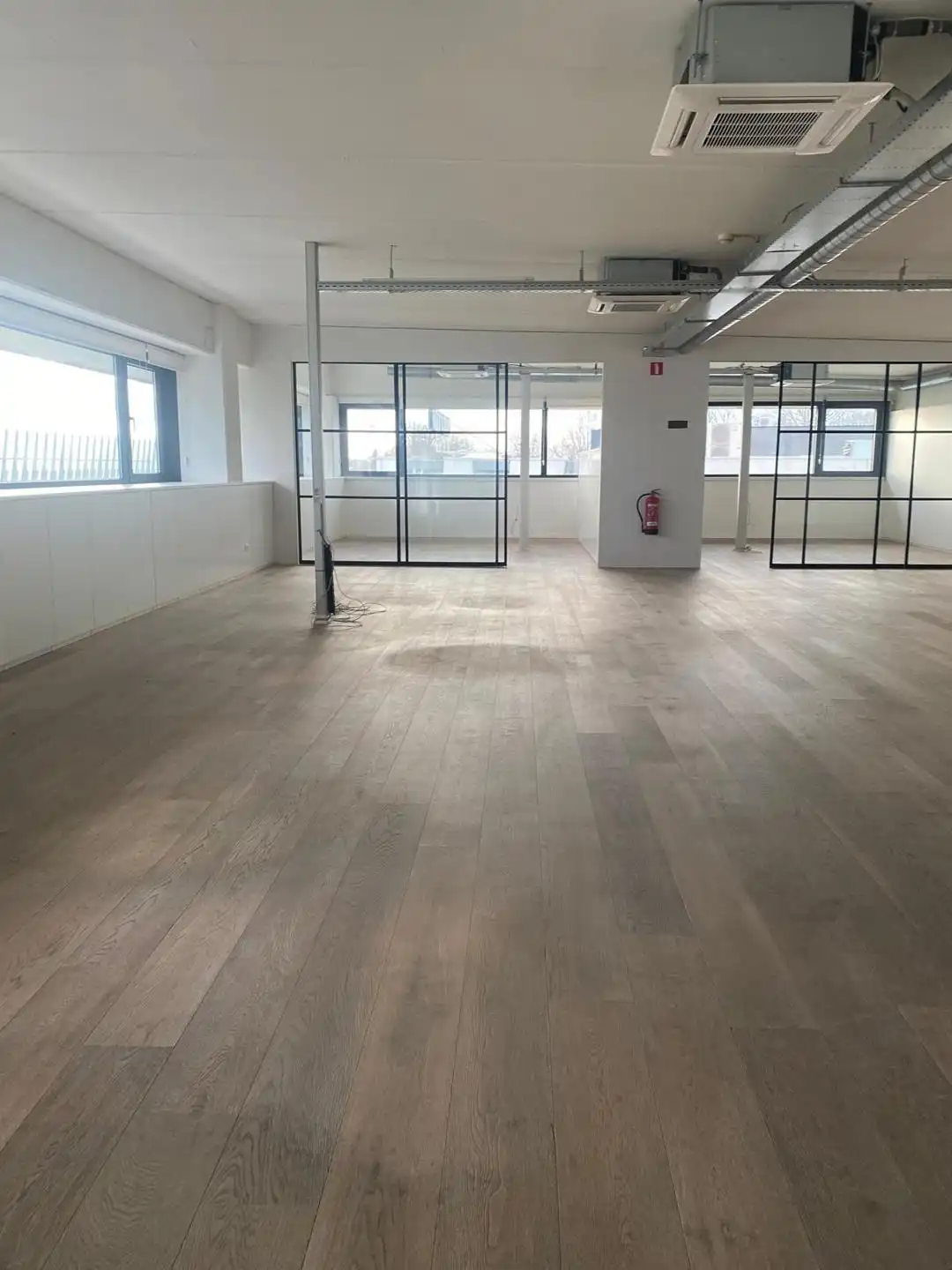 Kantoorruimte van 190 m² op toplocatie Westpoort Zwijndrecht foto 8