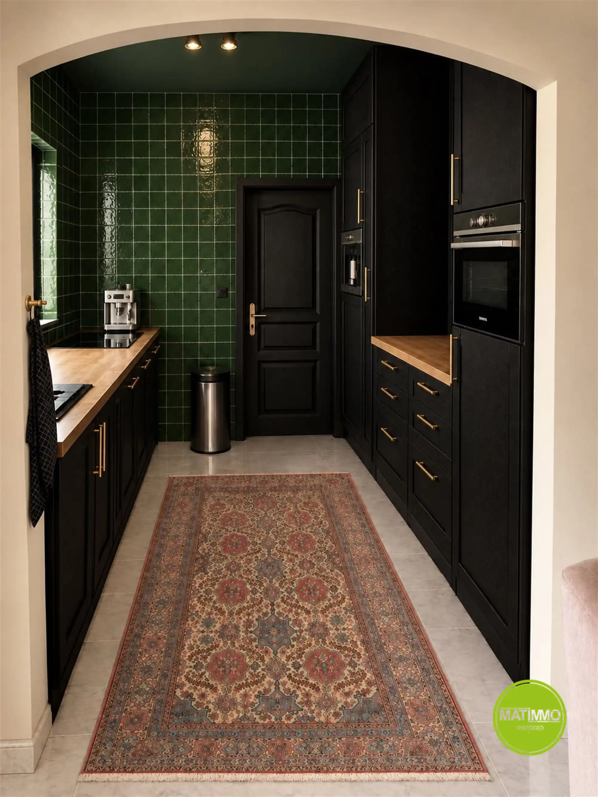 Luxueus gerenoveerde woning met groot stuk grond  foto 13