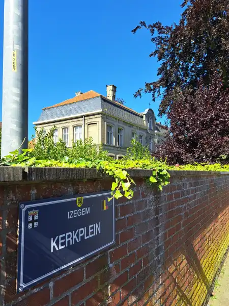 Izegem - Karaktervolle historische dekenij met tal van mogelijkheden foto 2