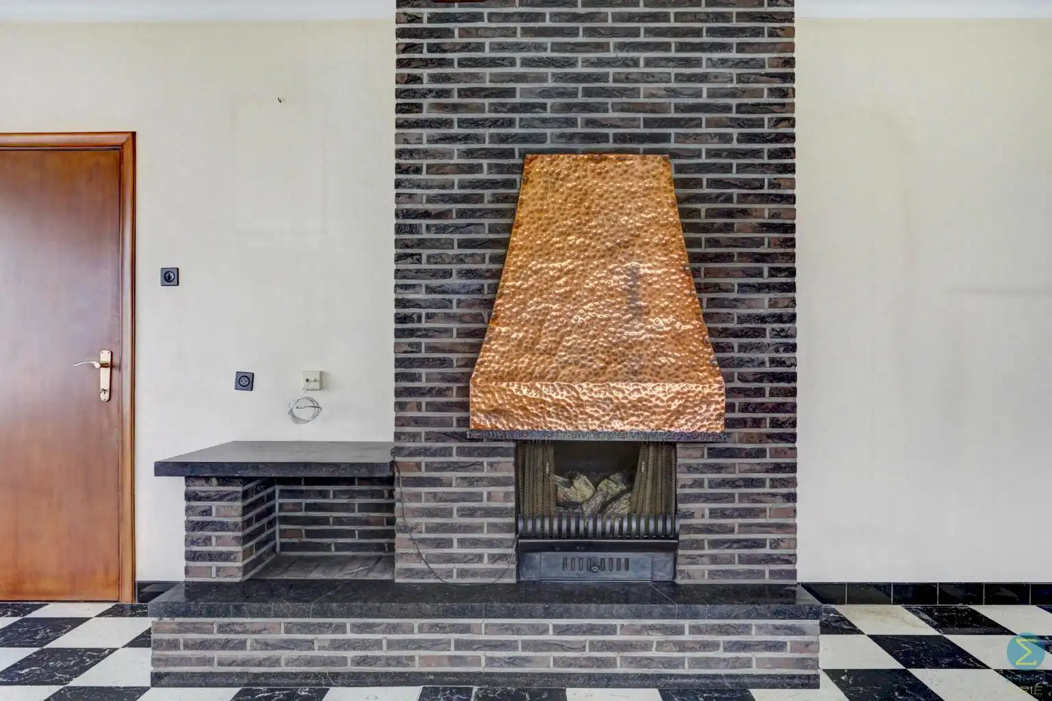 Te renoveren woning met potentieel, 4 ruime slpks op 898m² foto 6