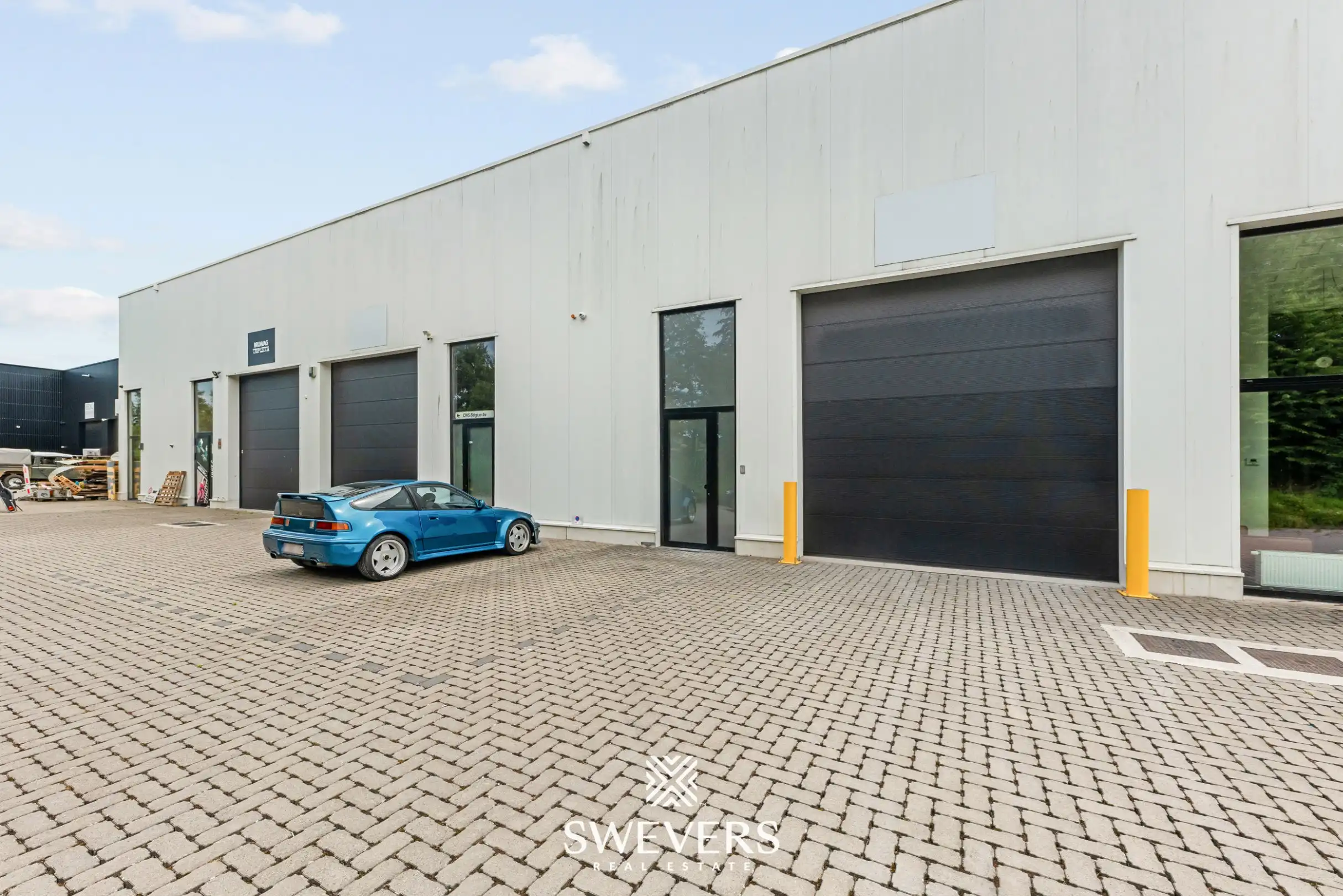 Instapklare recente KMO-unit 198m2 te Diepenbeek: ideale opbrengsteigendom of uw eigen activiteit? foto 12