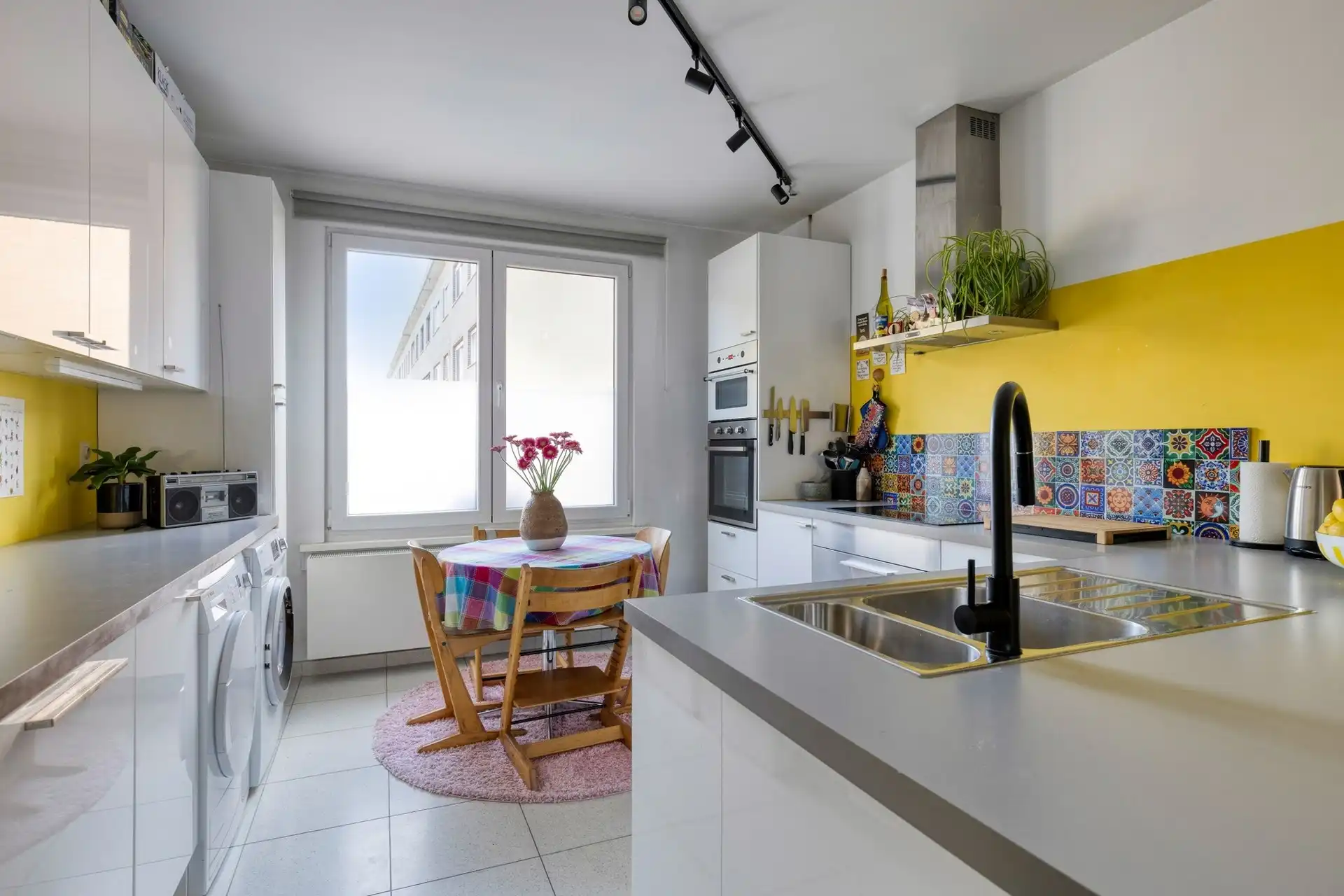 Instapklare en energiezuinige eengezinswoning met 3 slaapkamers, zuid-west tuin en mog. tot garage.  foto 6