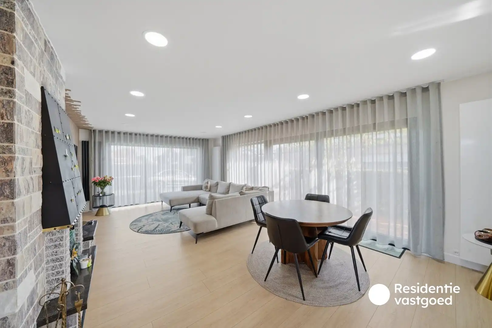 Bungalow met zongerichte tuin en 3 slaapkamers foto 5