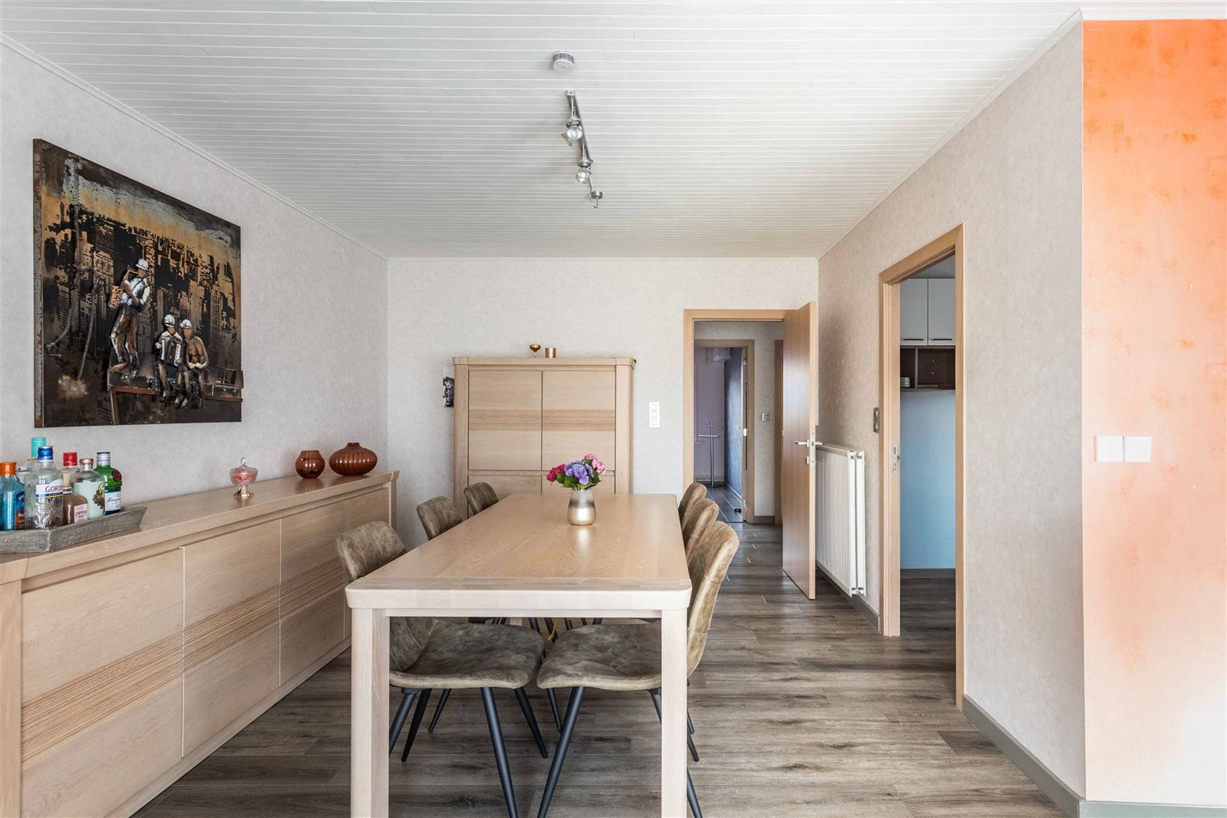 Compact wonen met tuin, garage en potentieel foto 8
