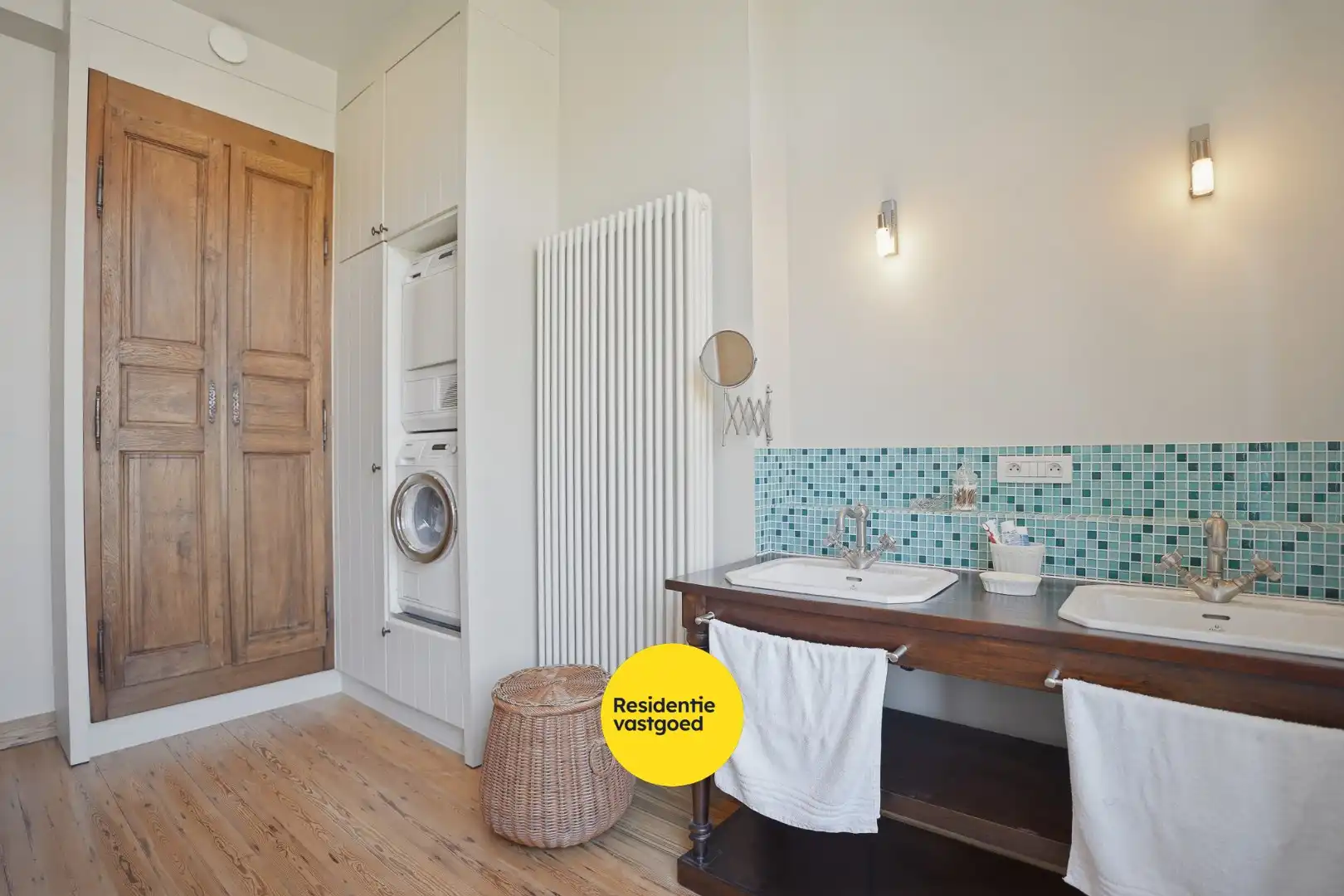 Exclusief gerenoveerd burgerhuis met luxueuze afwerking en zonnige stadstuin! foto 19