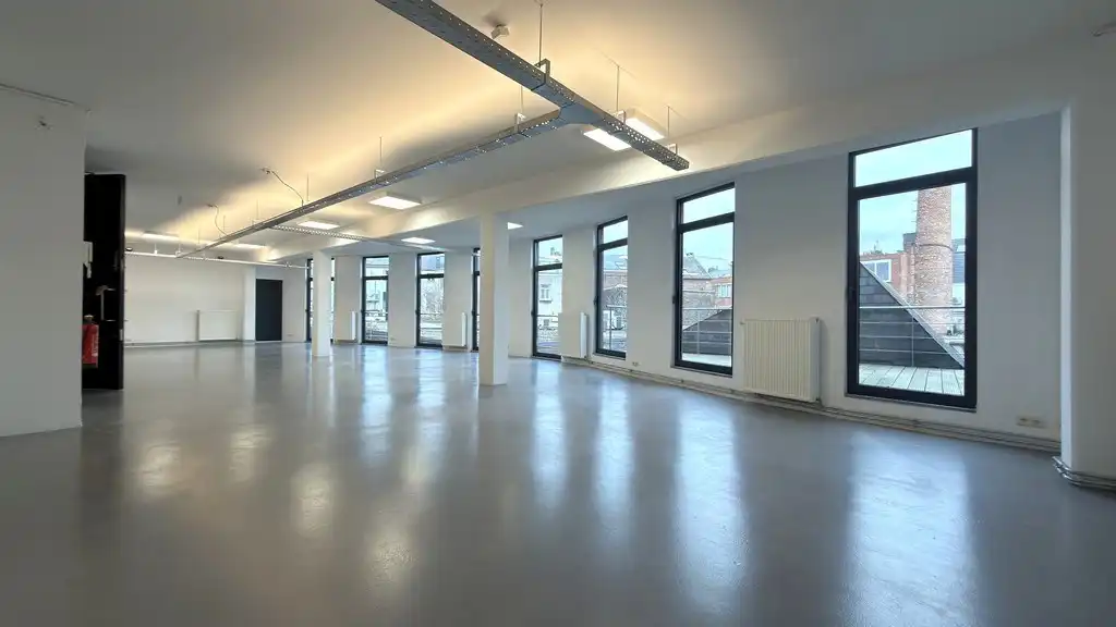 Kantoor met terras te huur aan het Zuid in Antwerpen foto 14